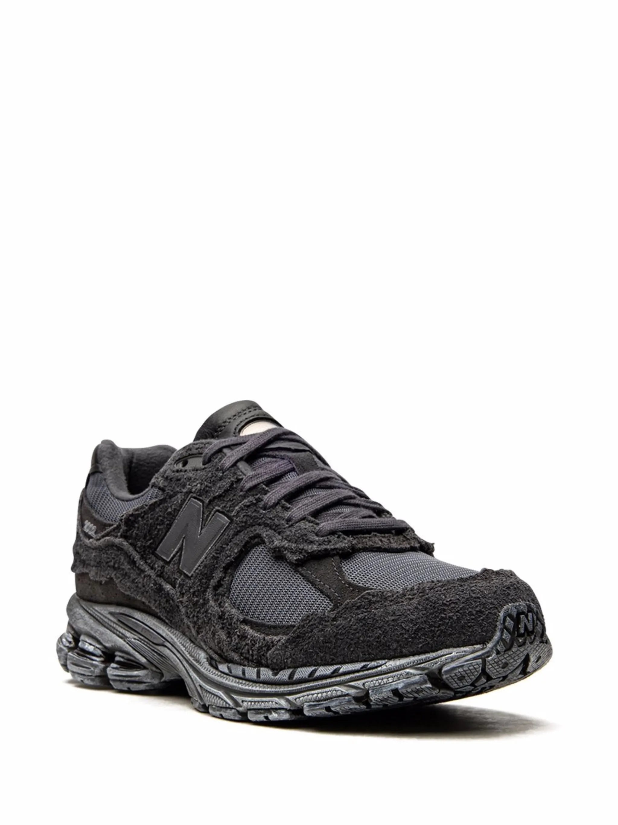 2002R distressed-effect sneakers