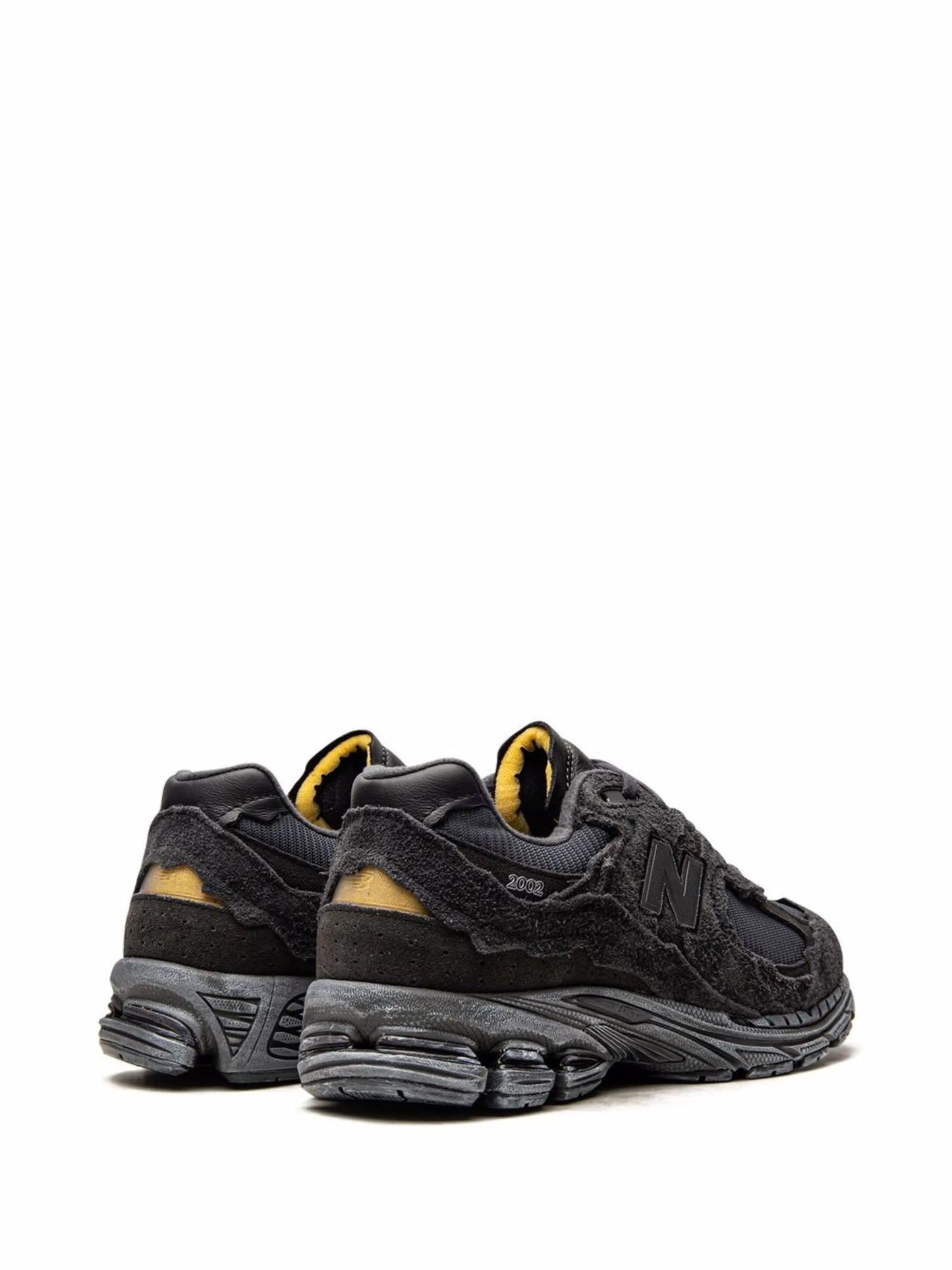2002R distressed-effect sneakers