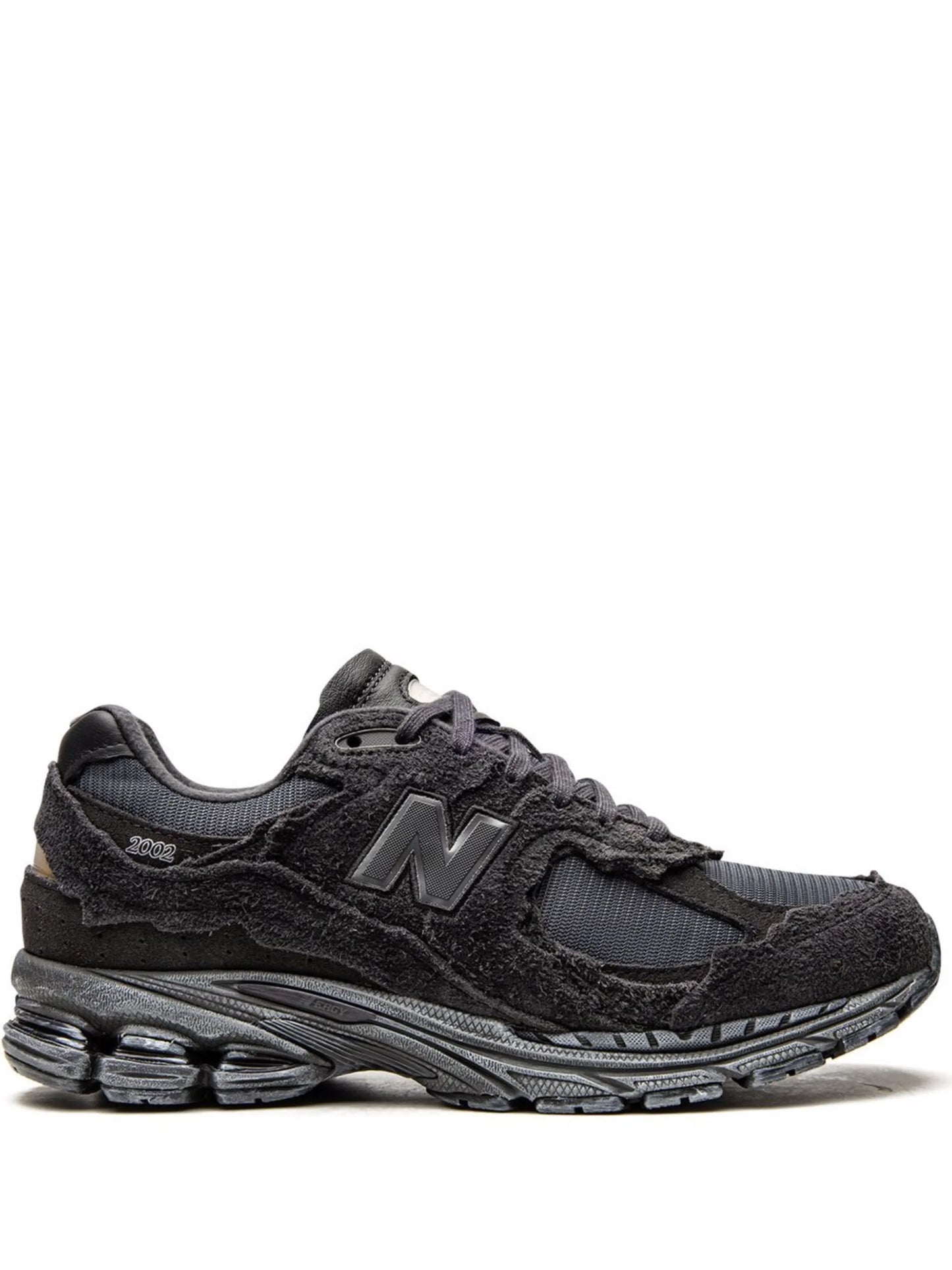 2002R distressed-effect sneakers