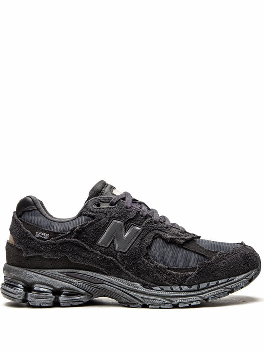 2002R distressed-effect sneakers