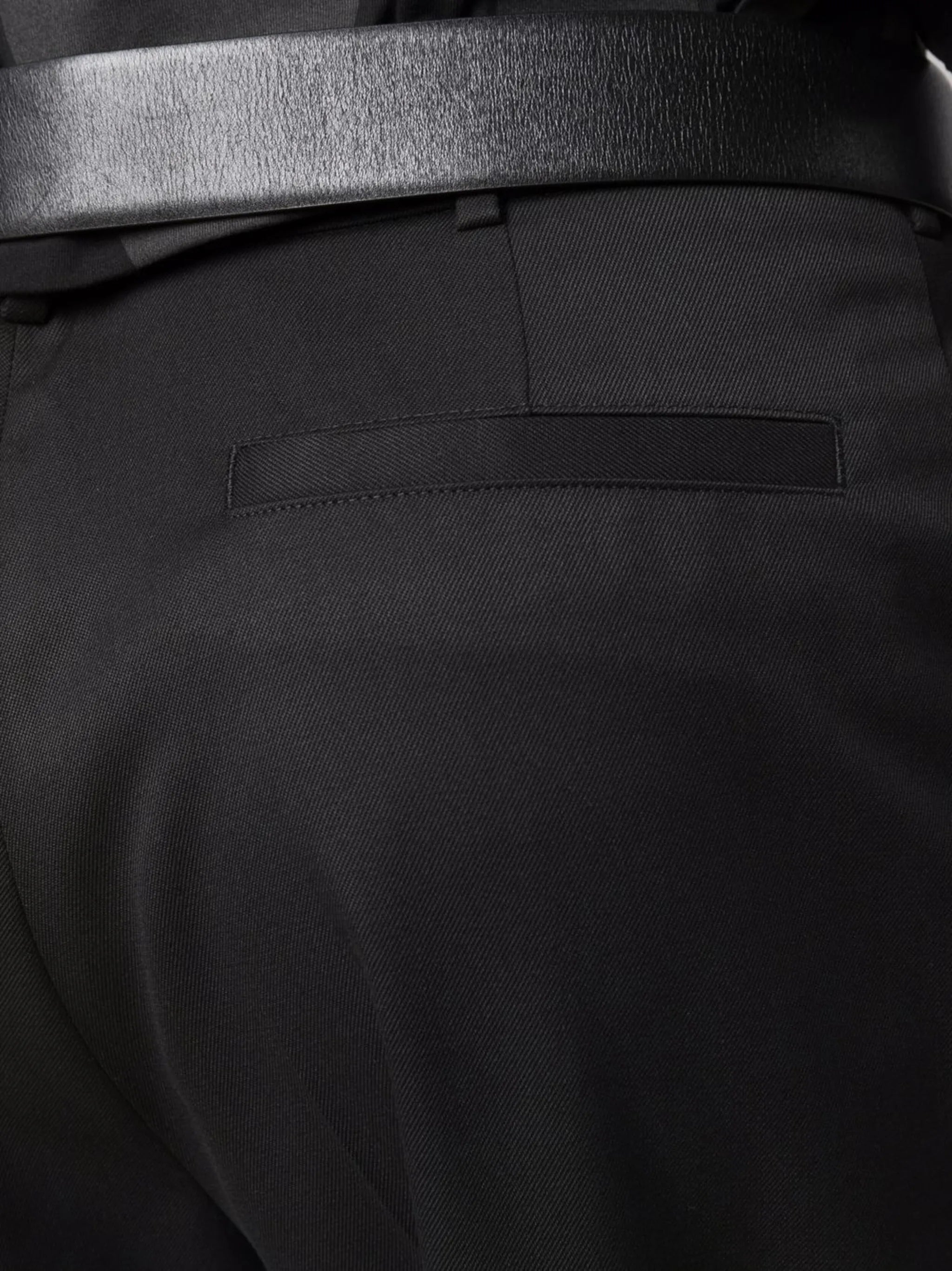 wide-leg tailored trousers