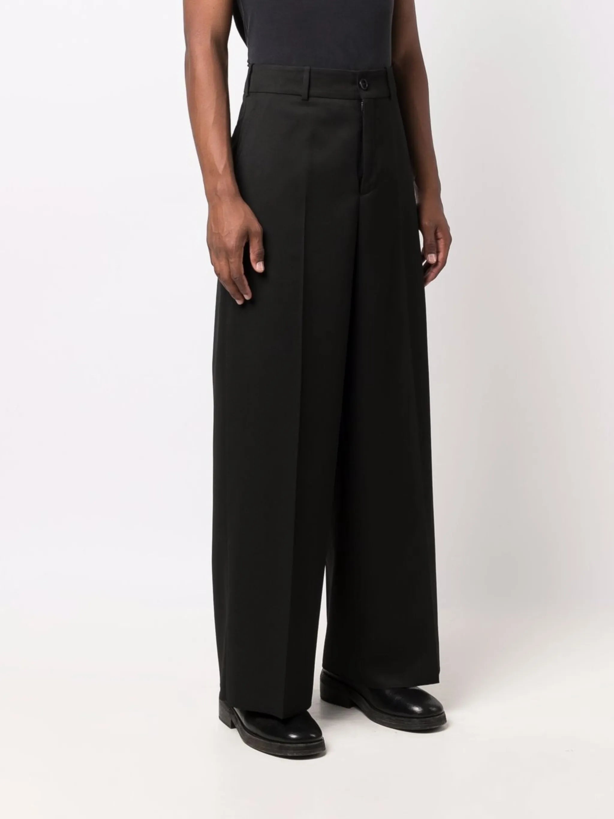 wide-leg tailored trousers