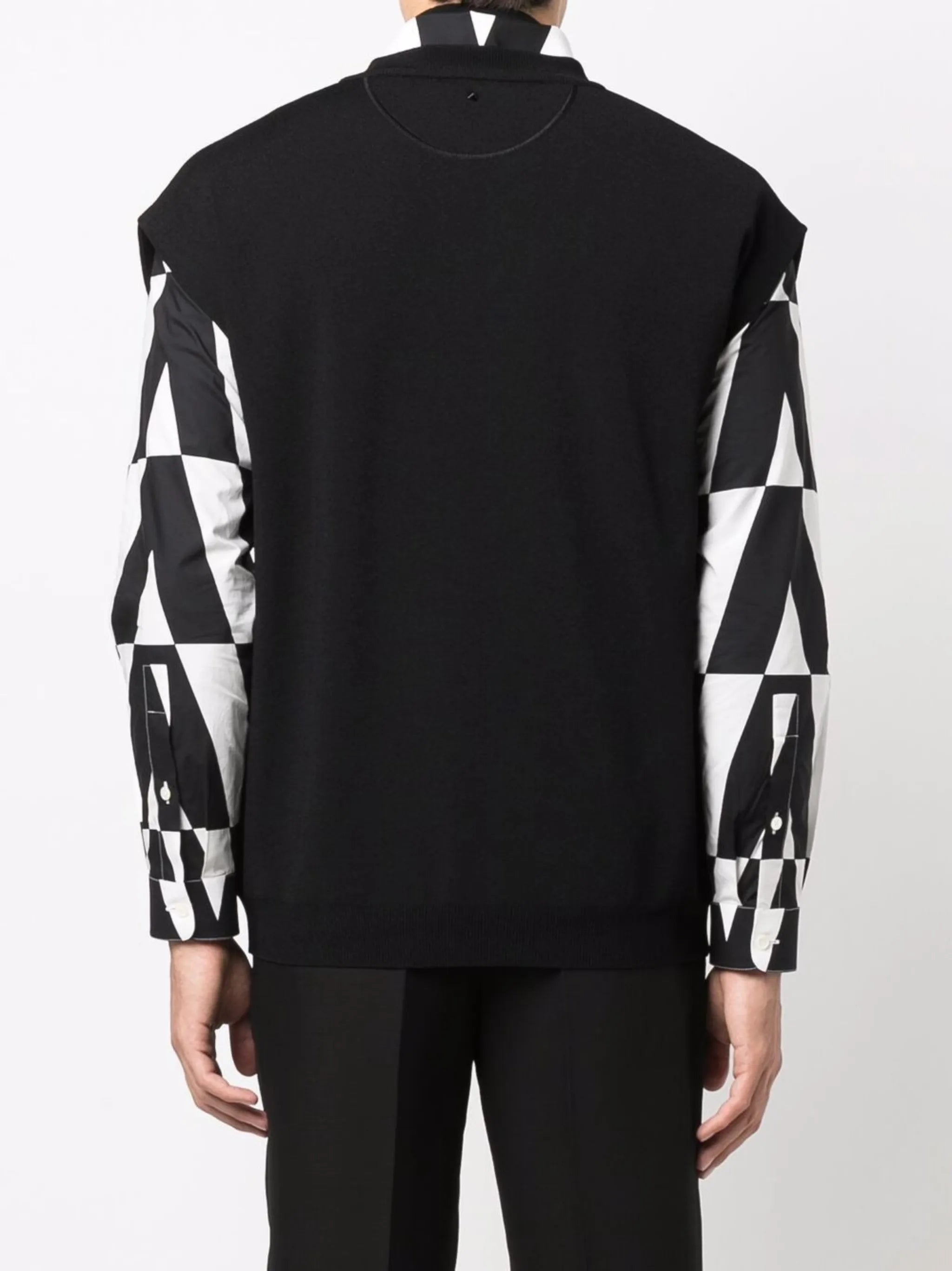 V cut-out sleeveless knitted jumper