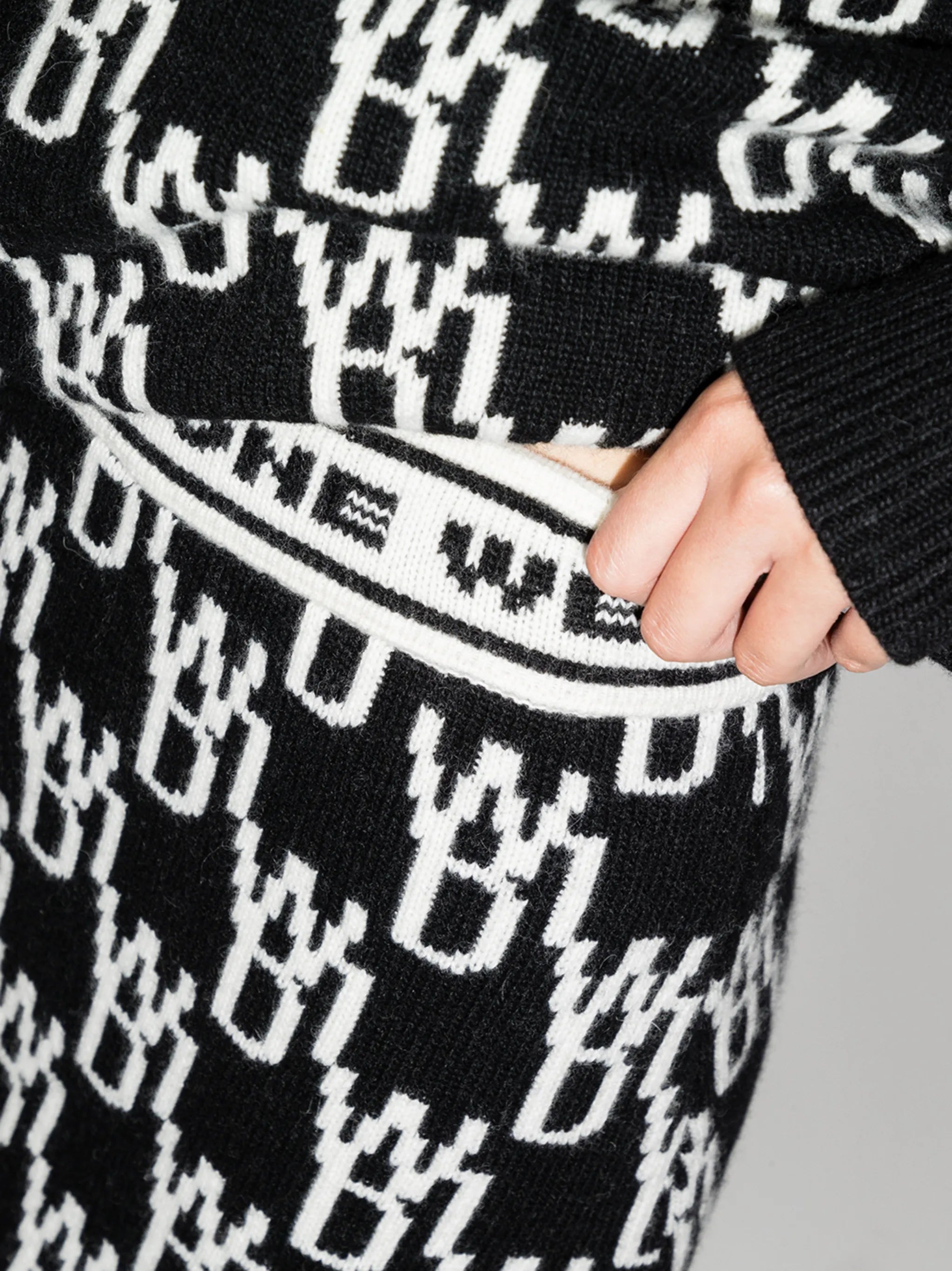 all-over logo knitted minskirt