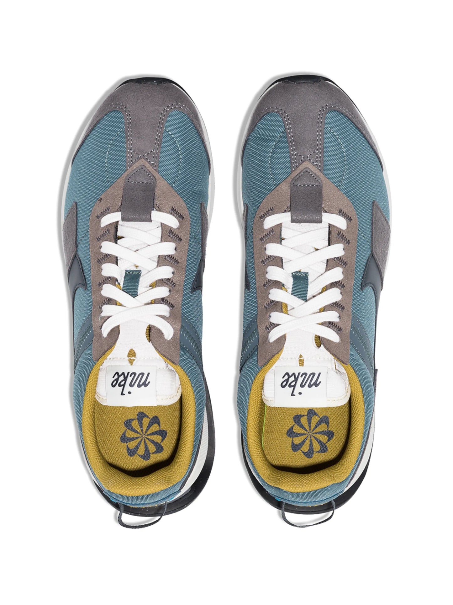 Air Max Pre-Day LX sneakers