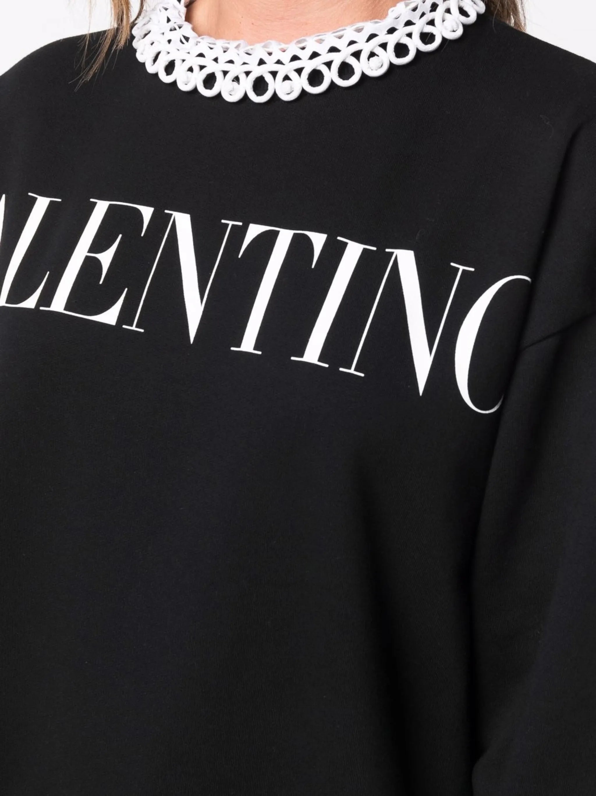logo-print long-sleeve sweatshirt
