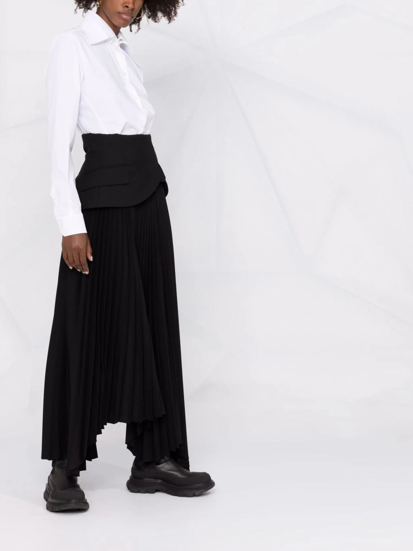 oversized pointed-collar button-front shirt