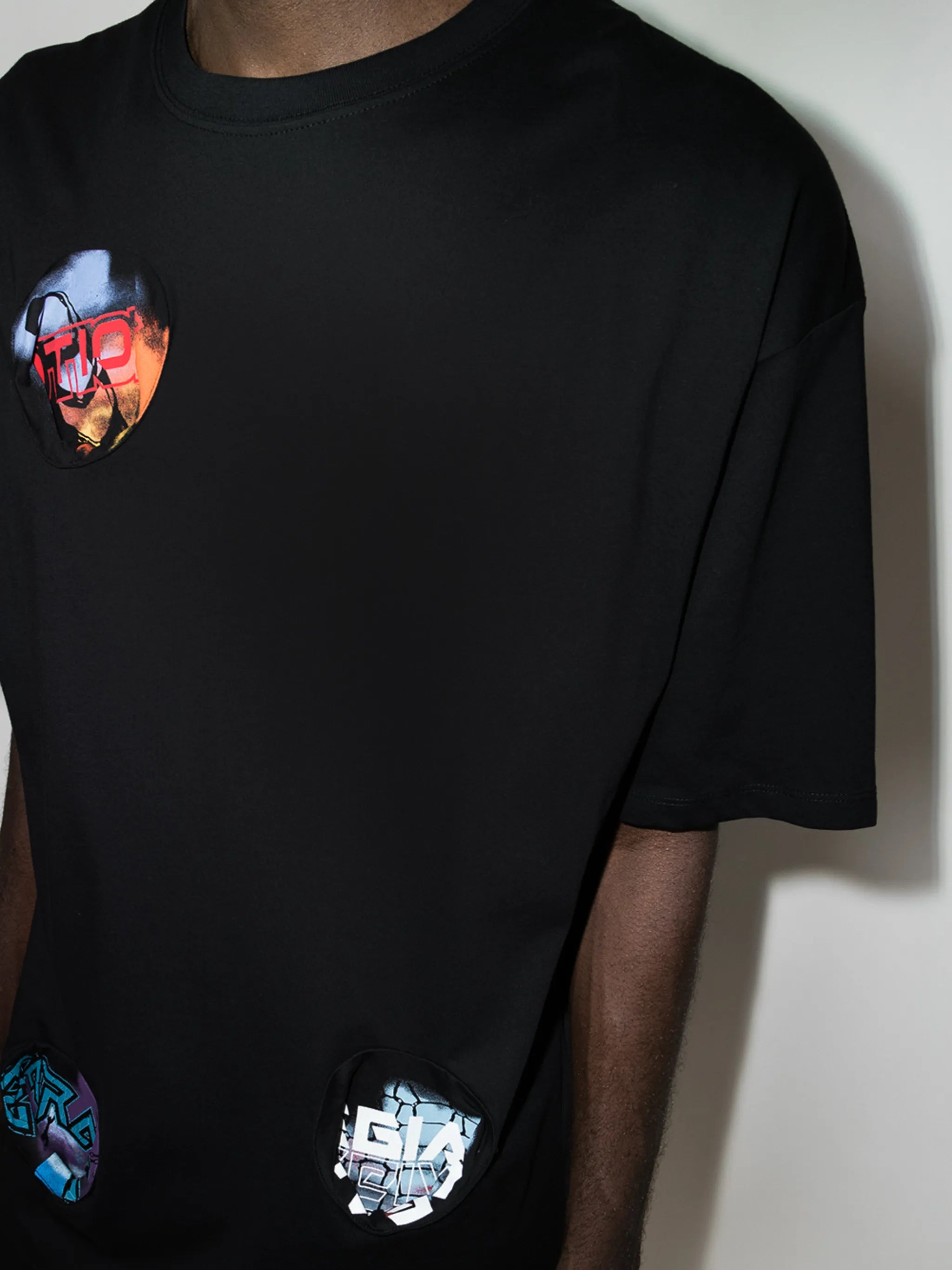 Pocket Holes oversized T-shirt