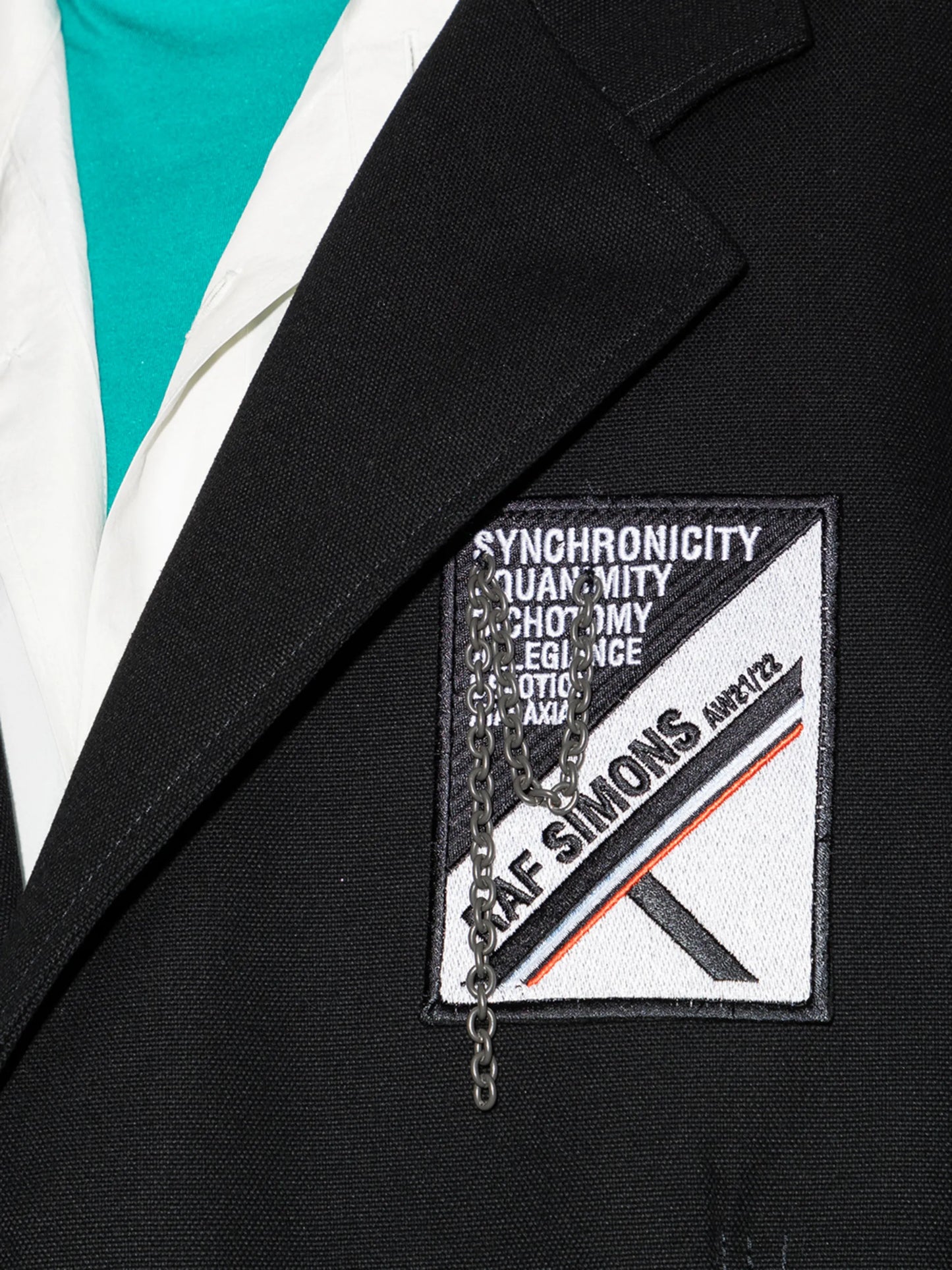 logo-patch single-breasted blazer
