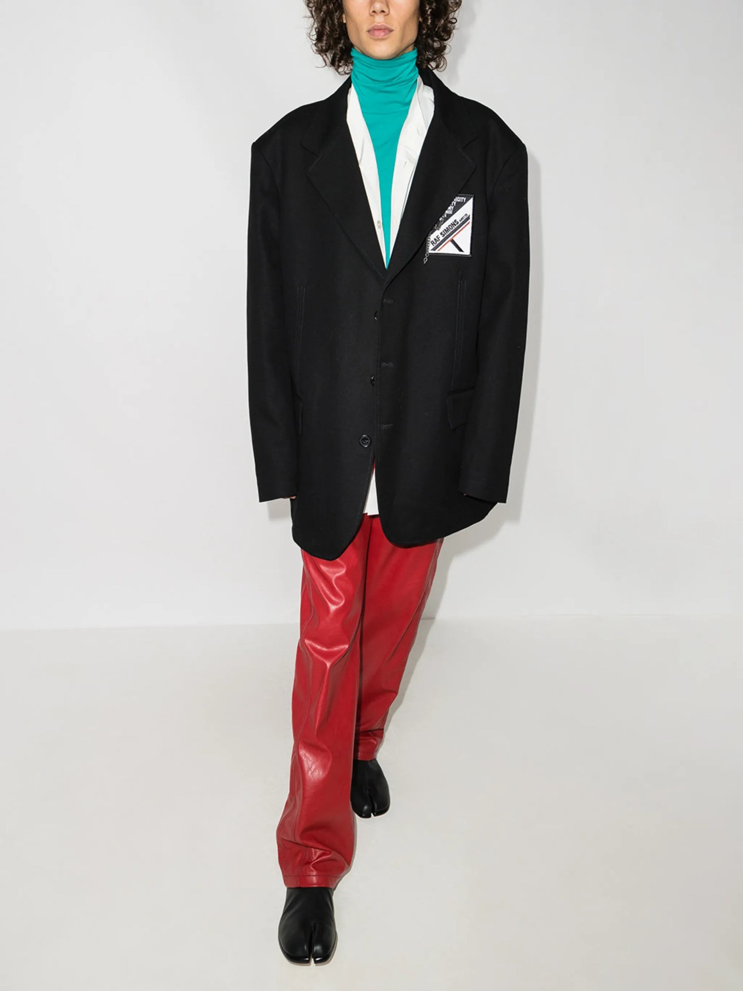logo-patch single-breasted blazer