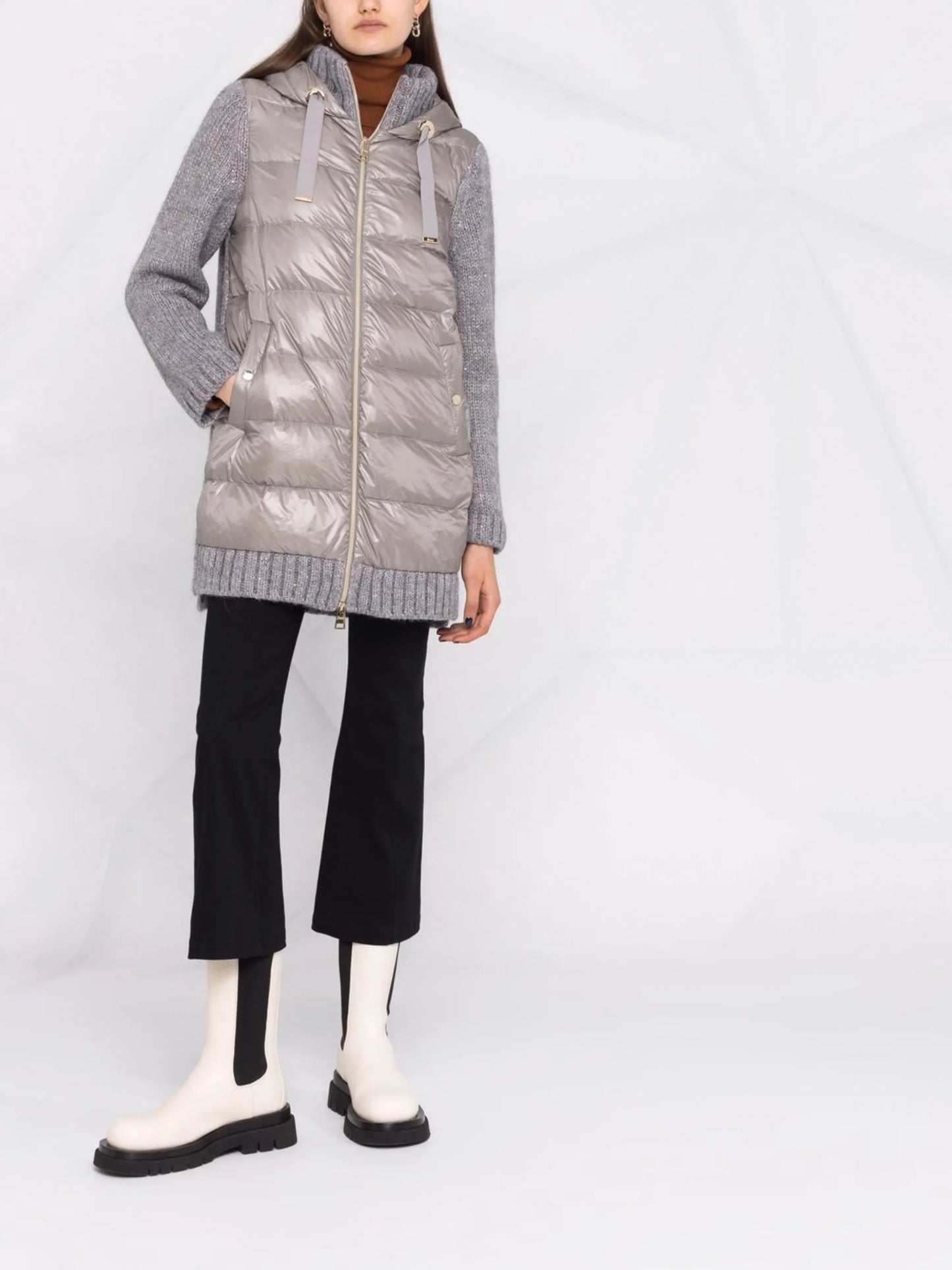 contrast-panel hooded down coat