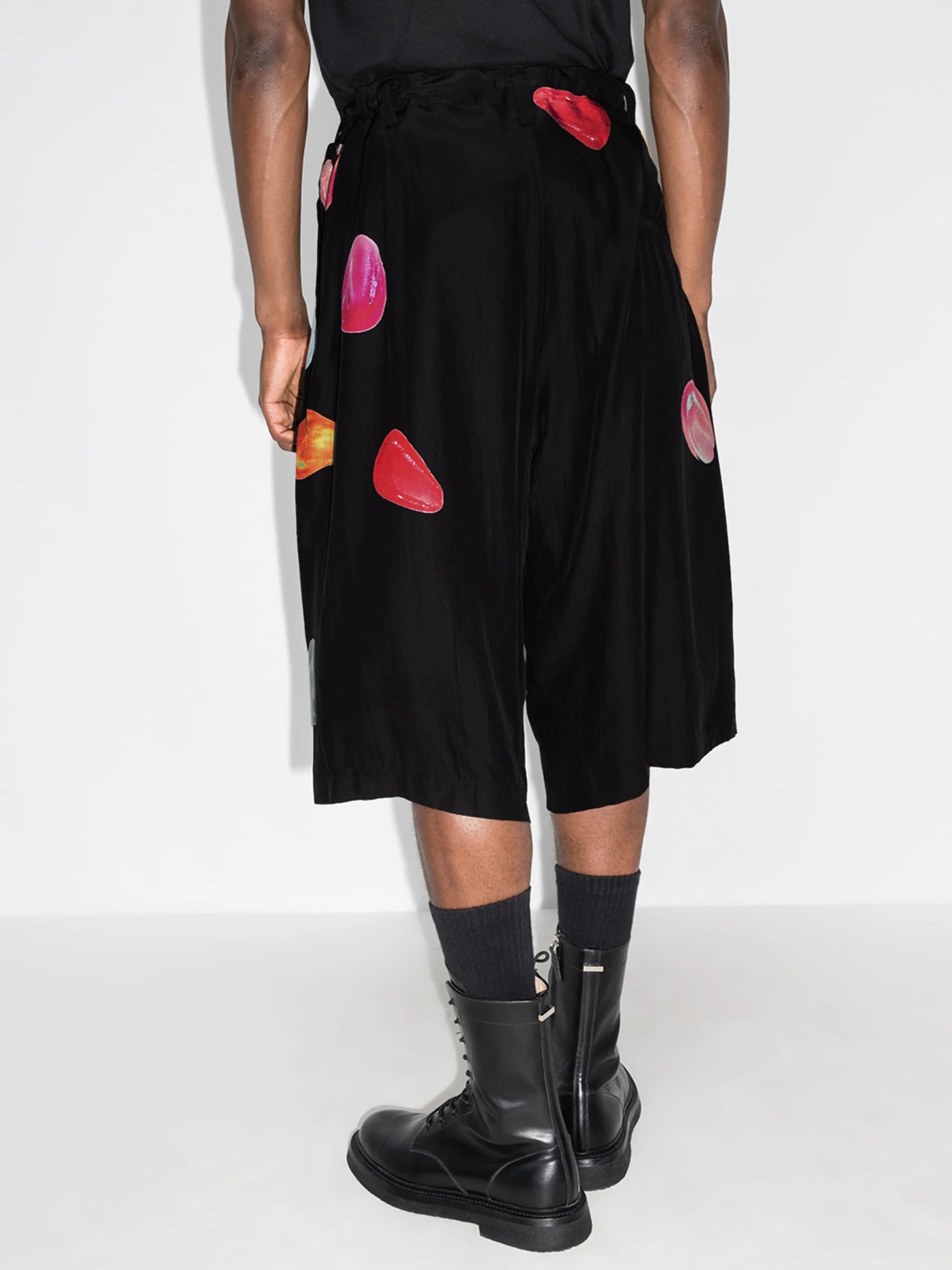 Tears silk Bermuda shorts