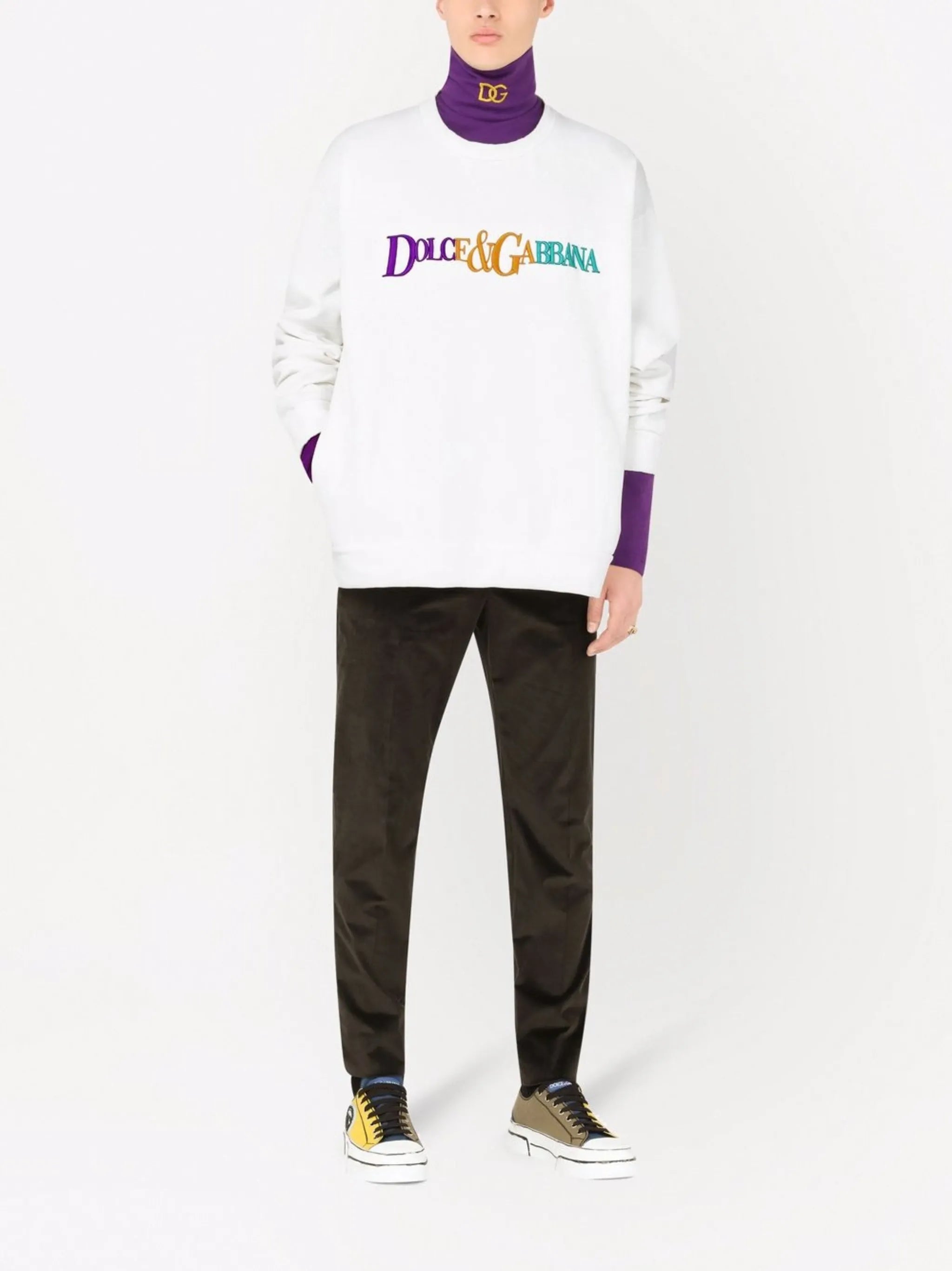 logo-embroidered sweatshirt