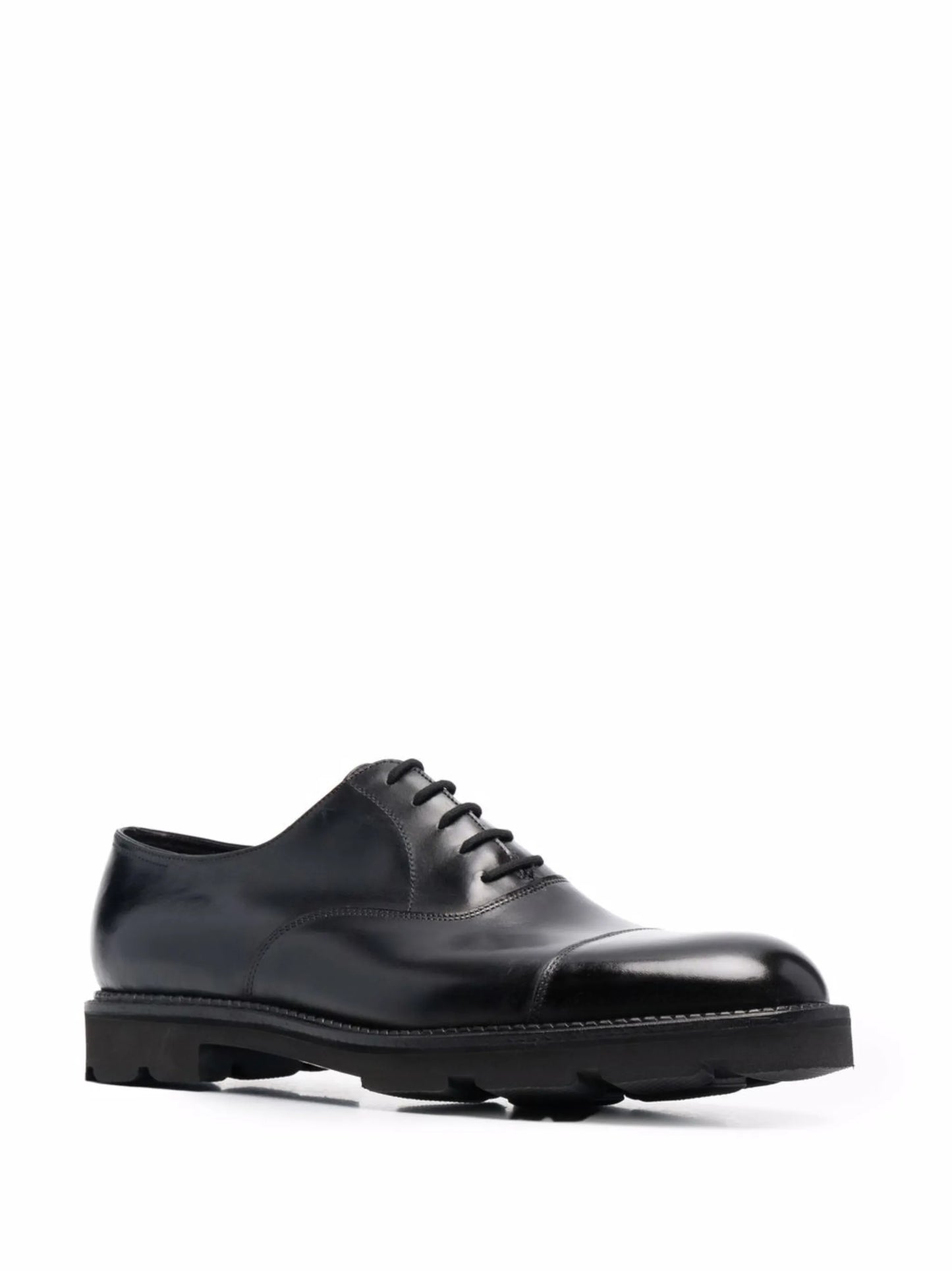 lace-up leather shoes