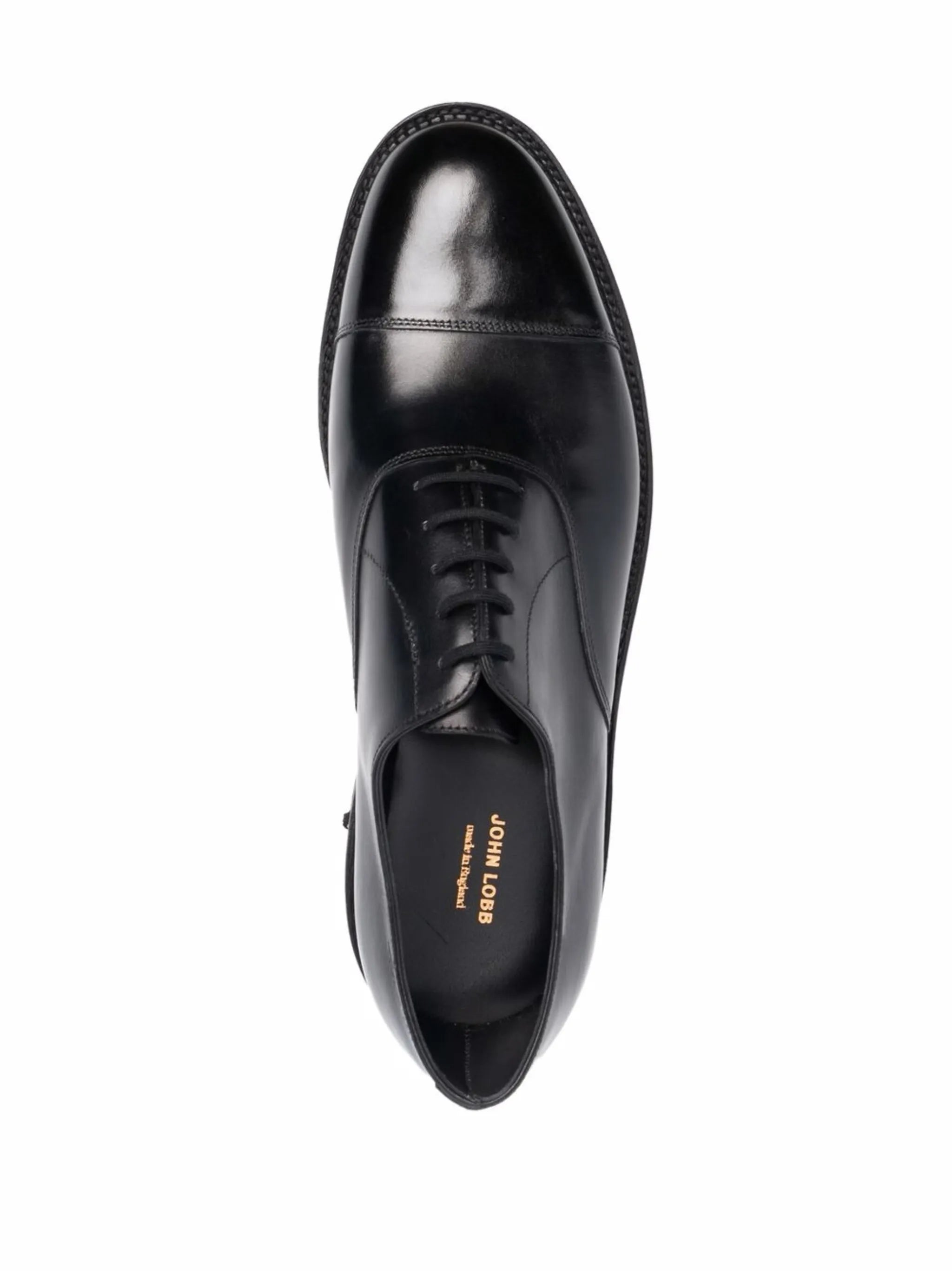 lace-up leather shoes