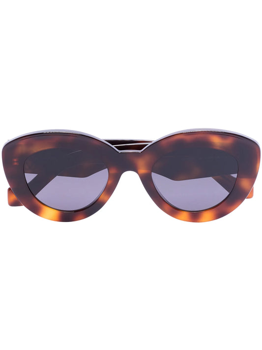 cat-eye frame sunglasses
