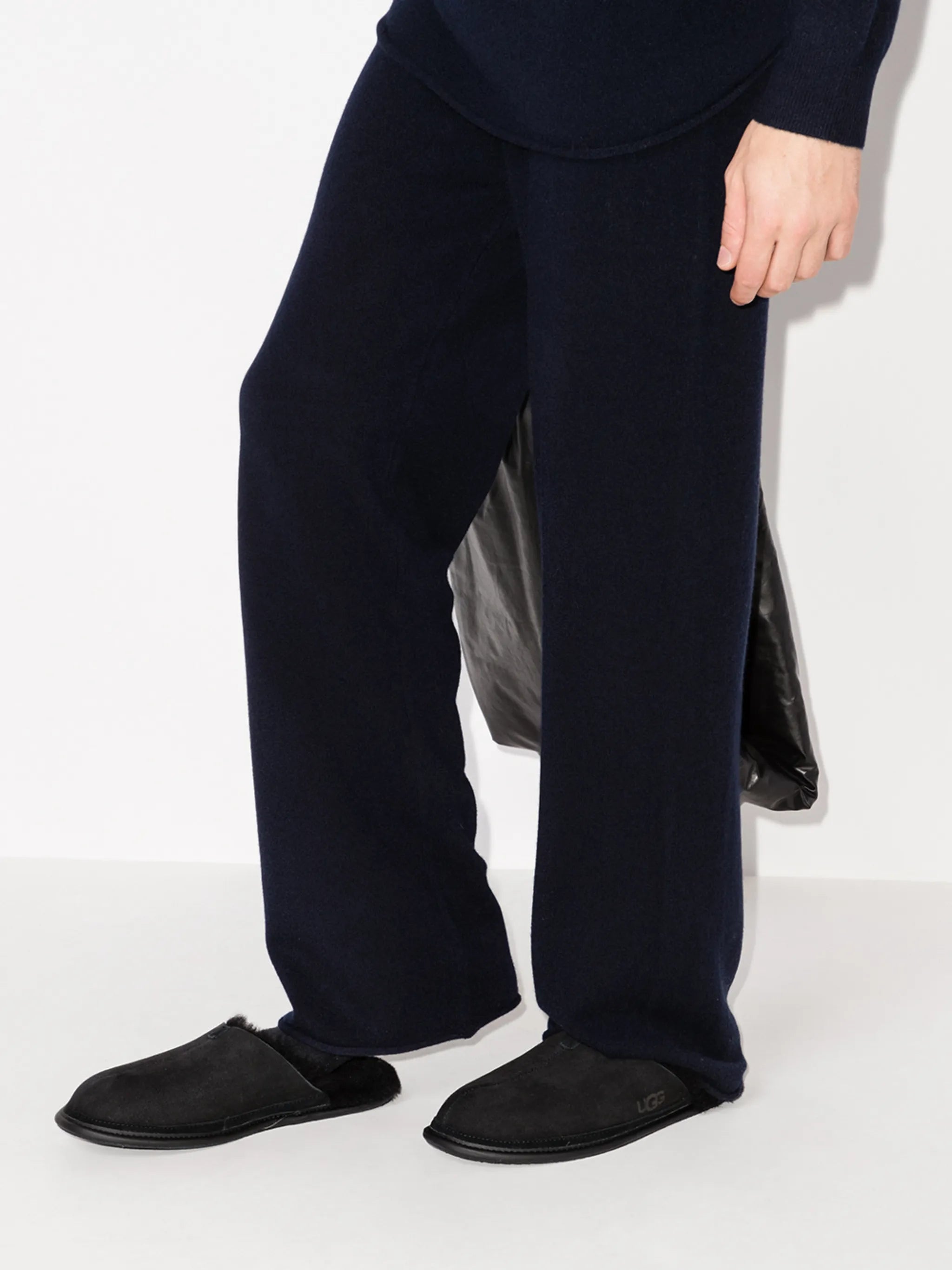 Hyde suede slippers
