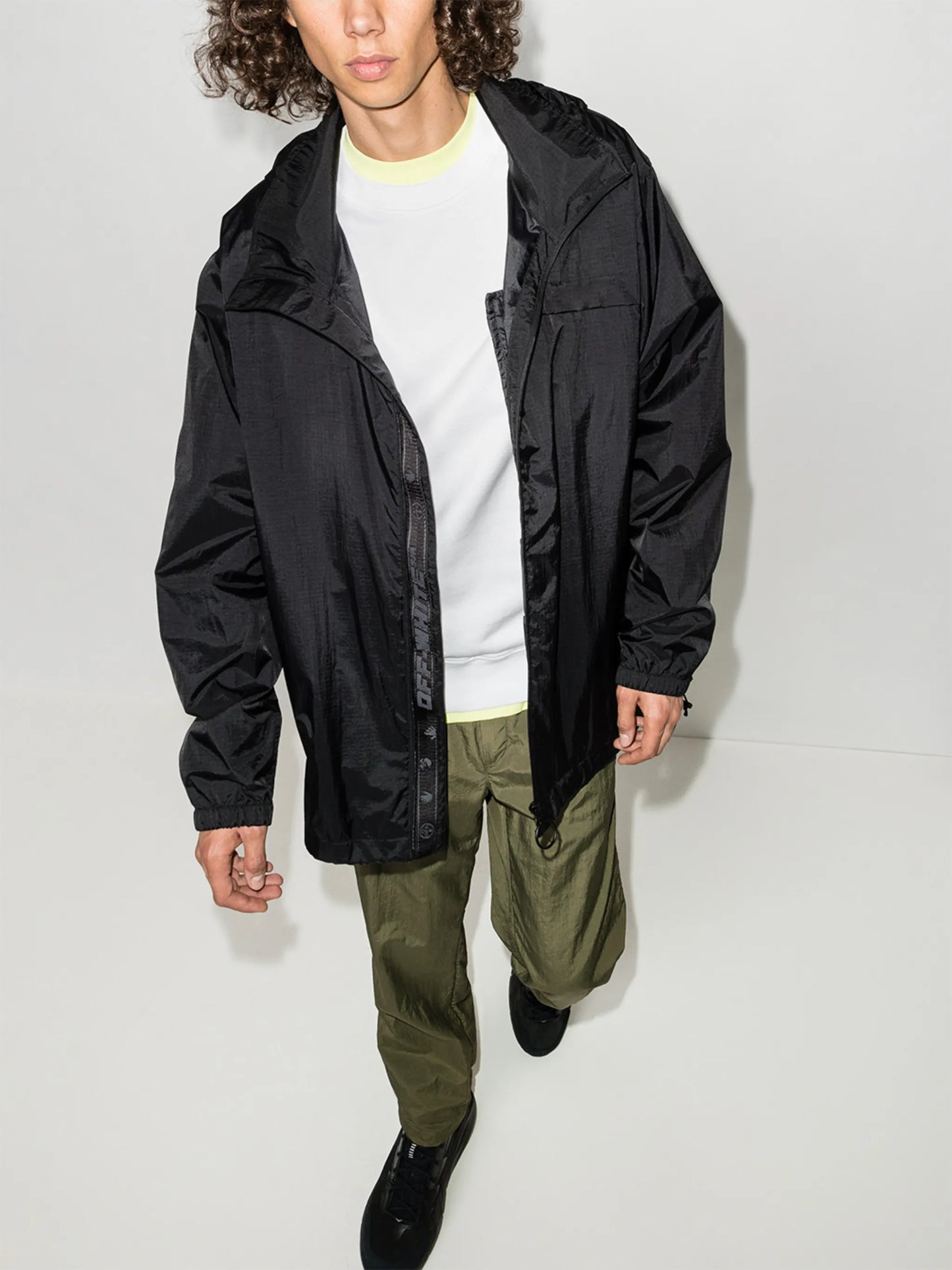 logo-patch cotton sweatshirt
