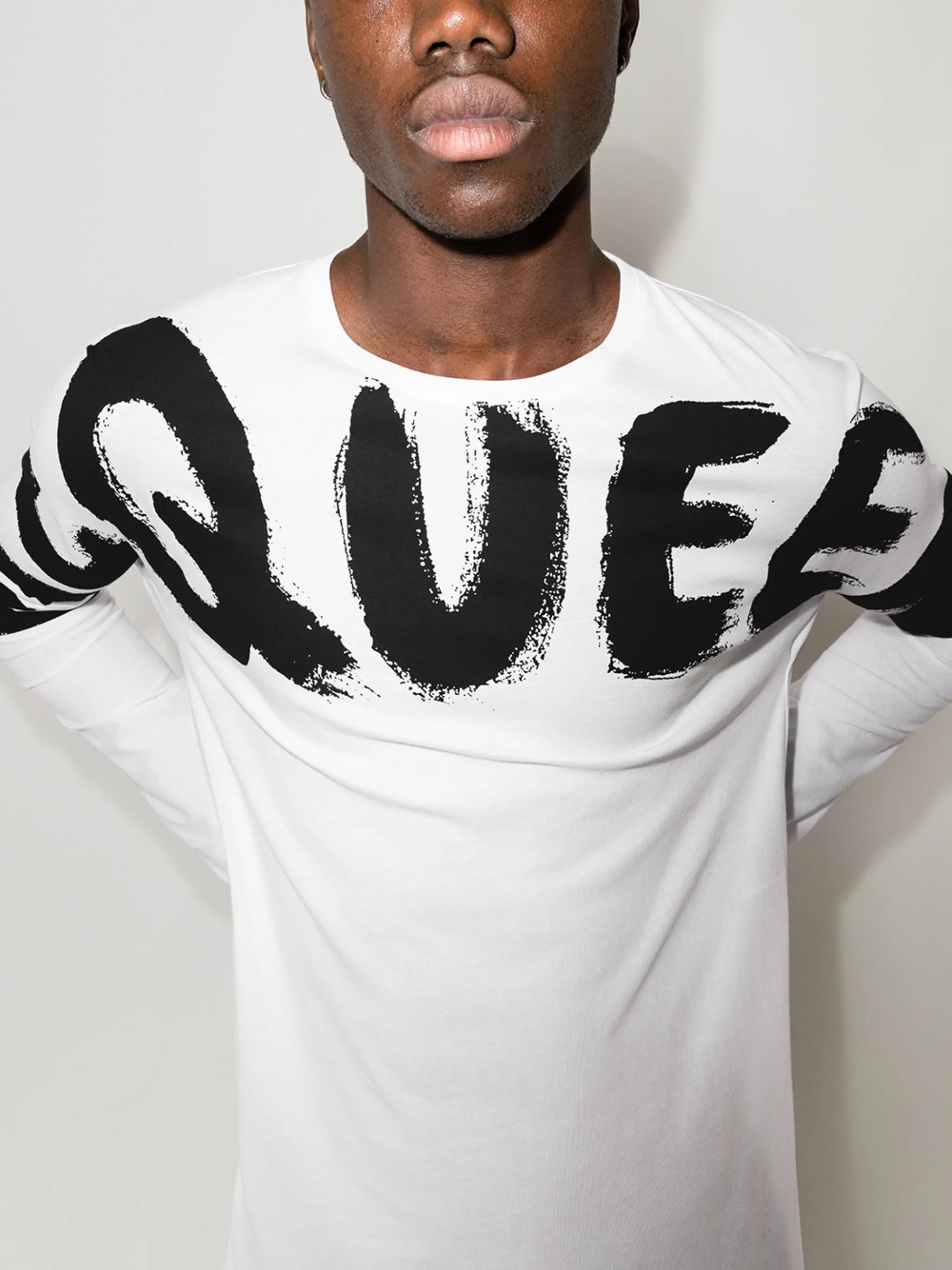 graffiti-logo long-sleeve T-shirt
