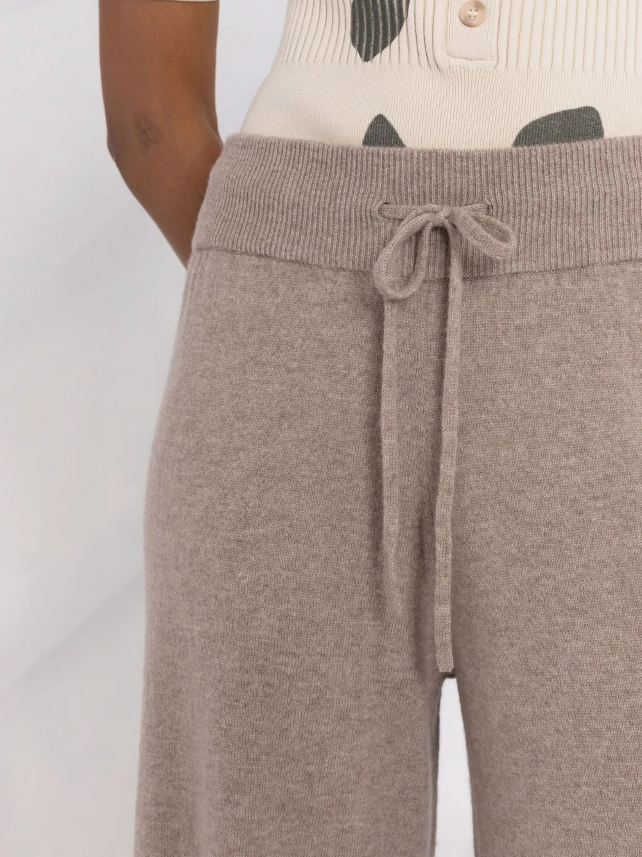 drawstring cashmere trousers