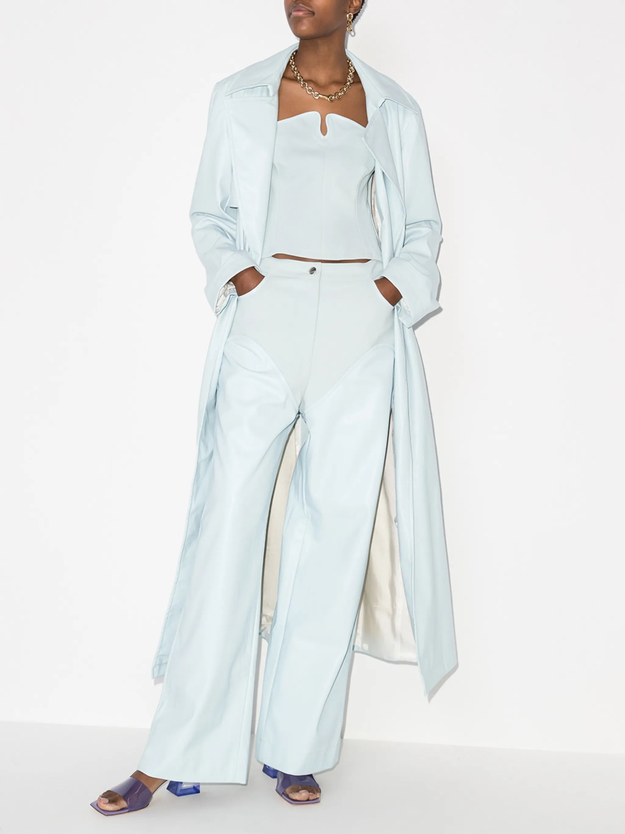 Diamond sateen-trim top