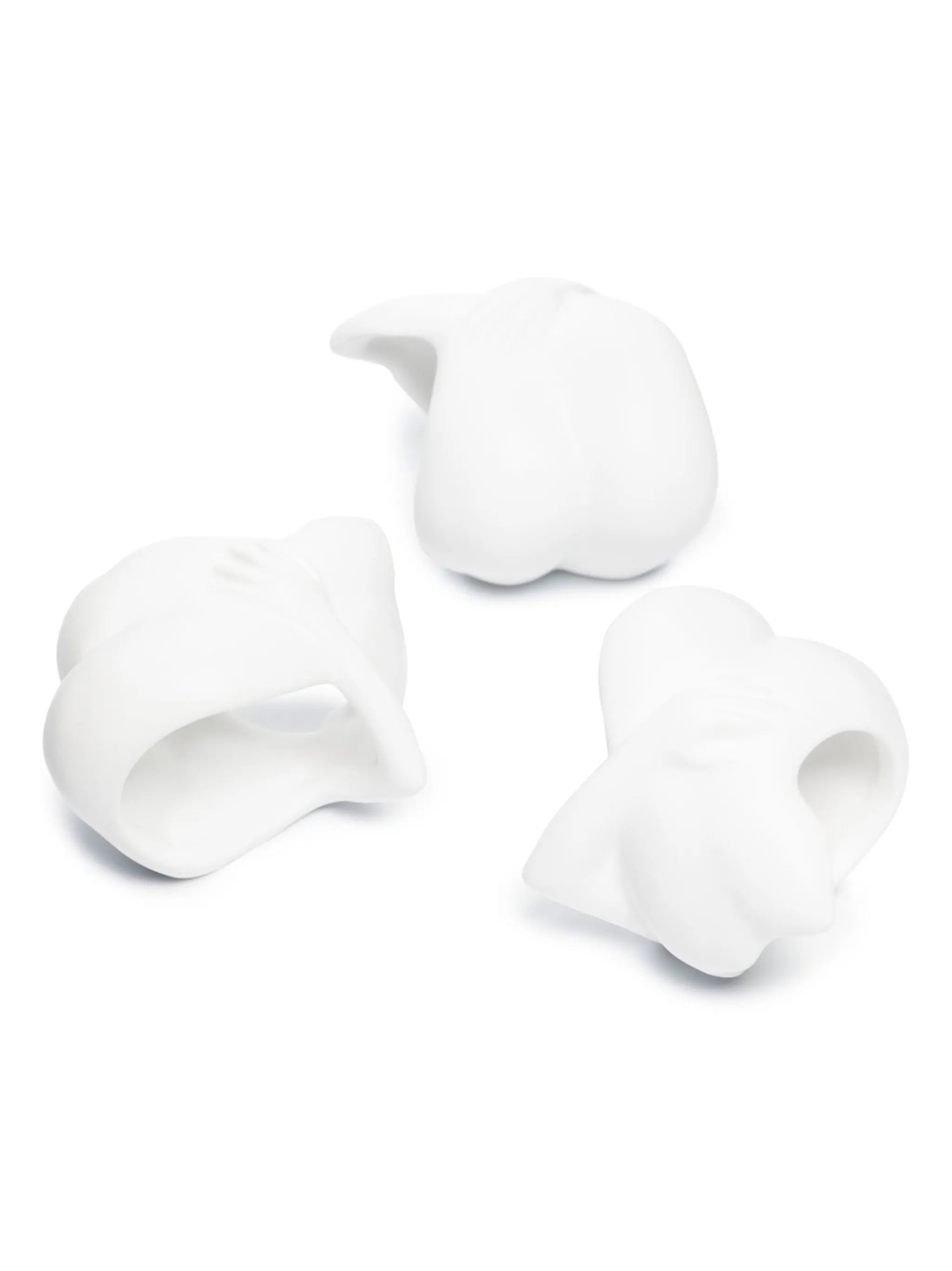 sculpted napkin ring set of 3