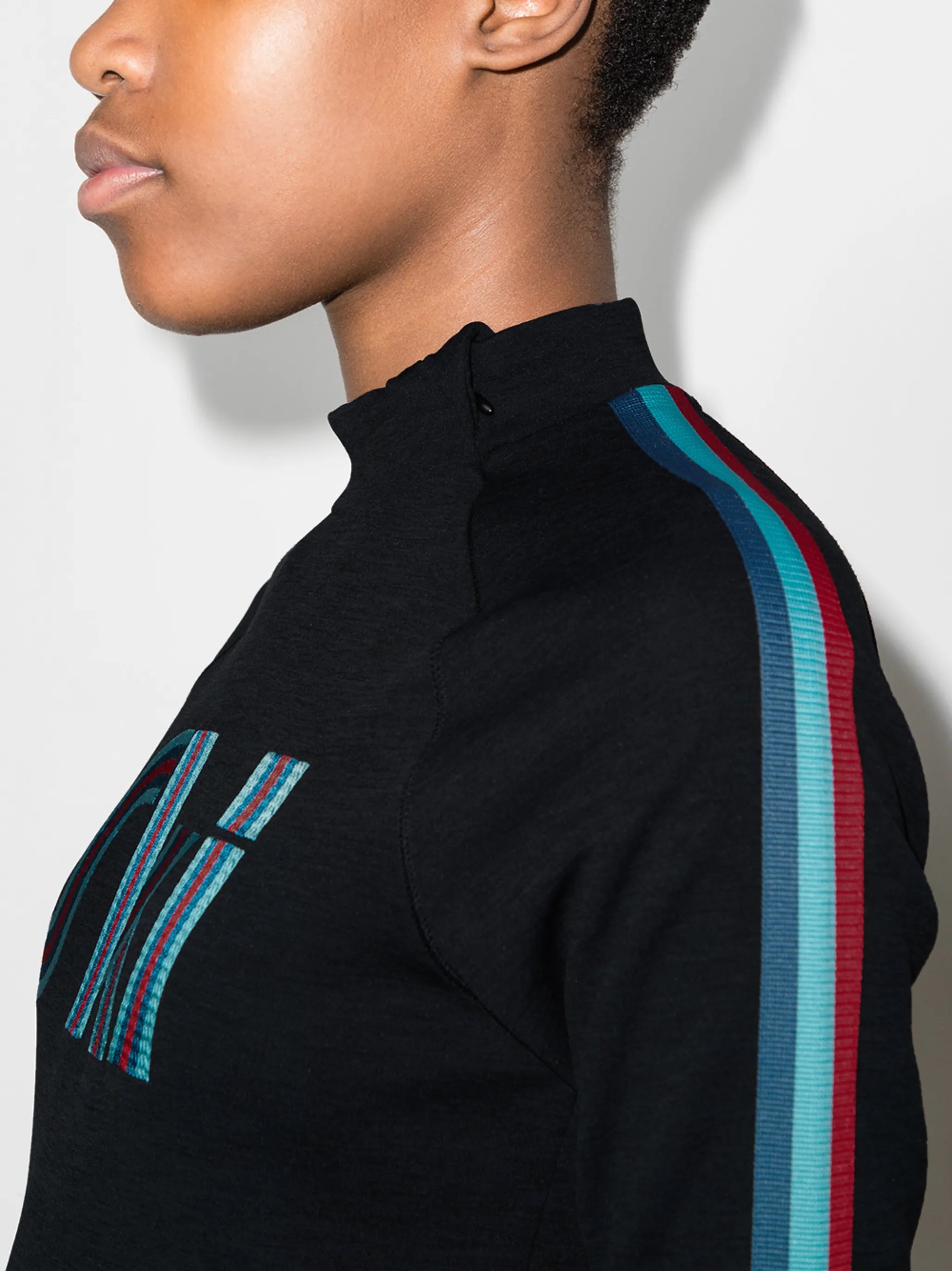 slogan-print long--sleeve performace T-shirt