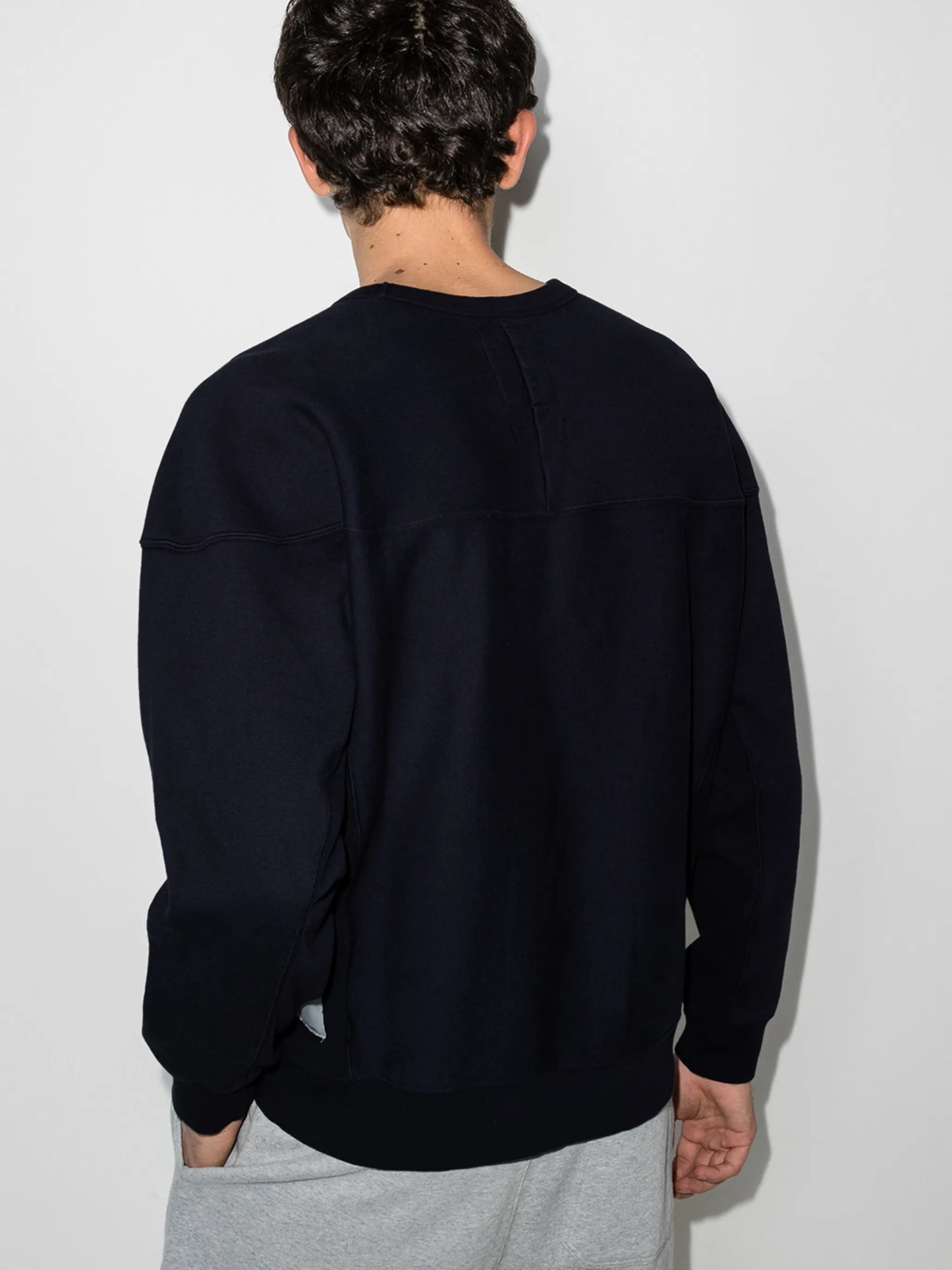 logo-patch crew neck sweatshirt