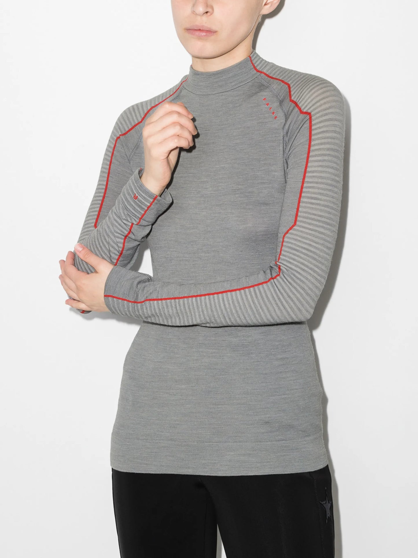 contrasting-trim compression top