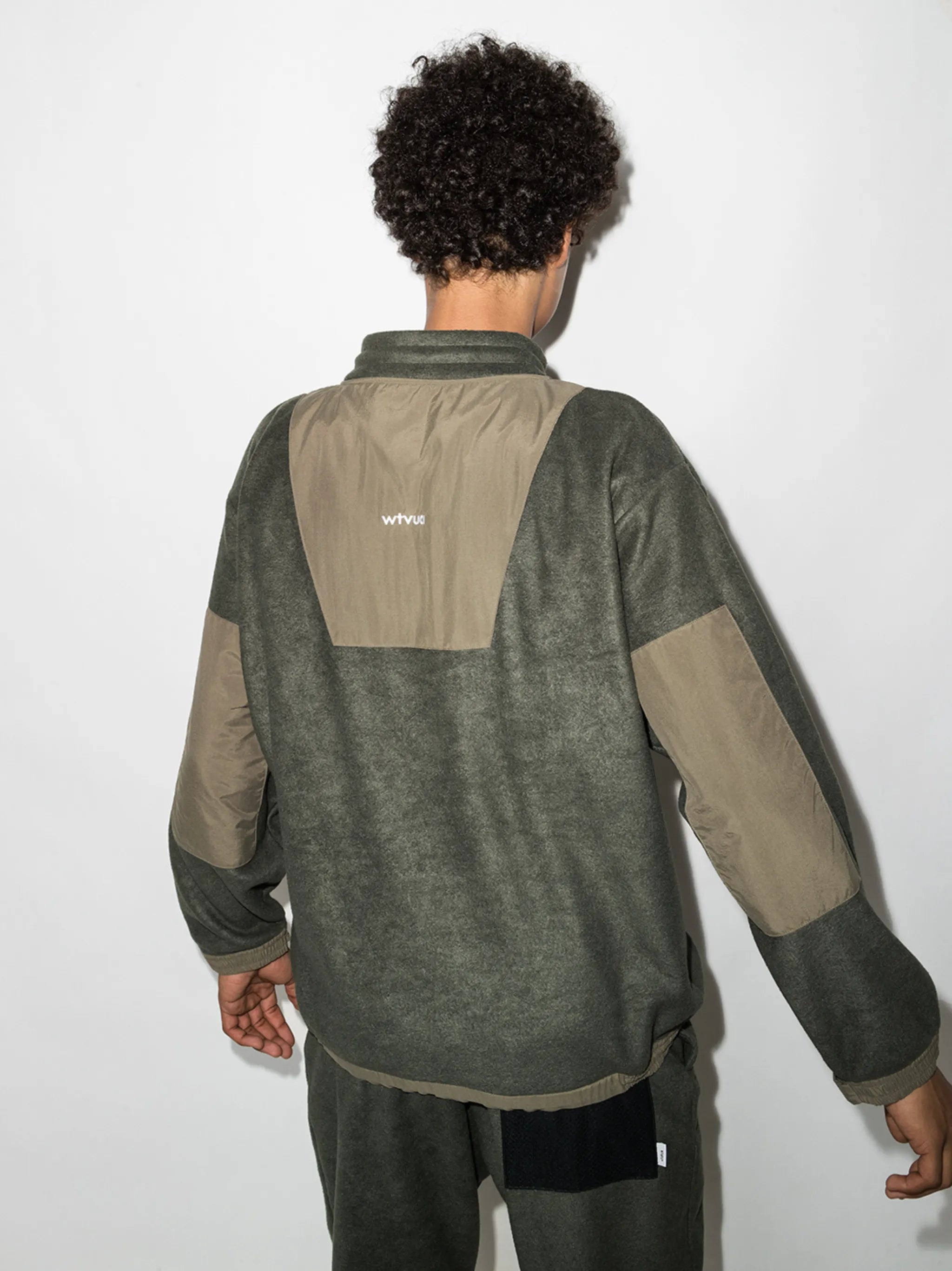 Territory logo-patch sweatshirt