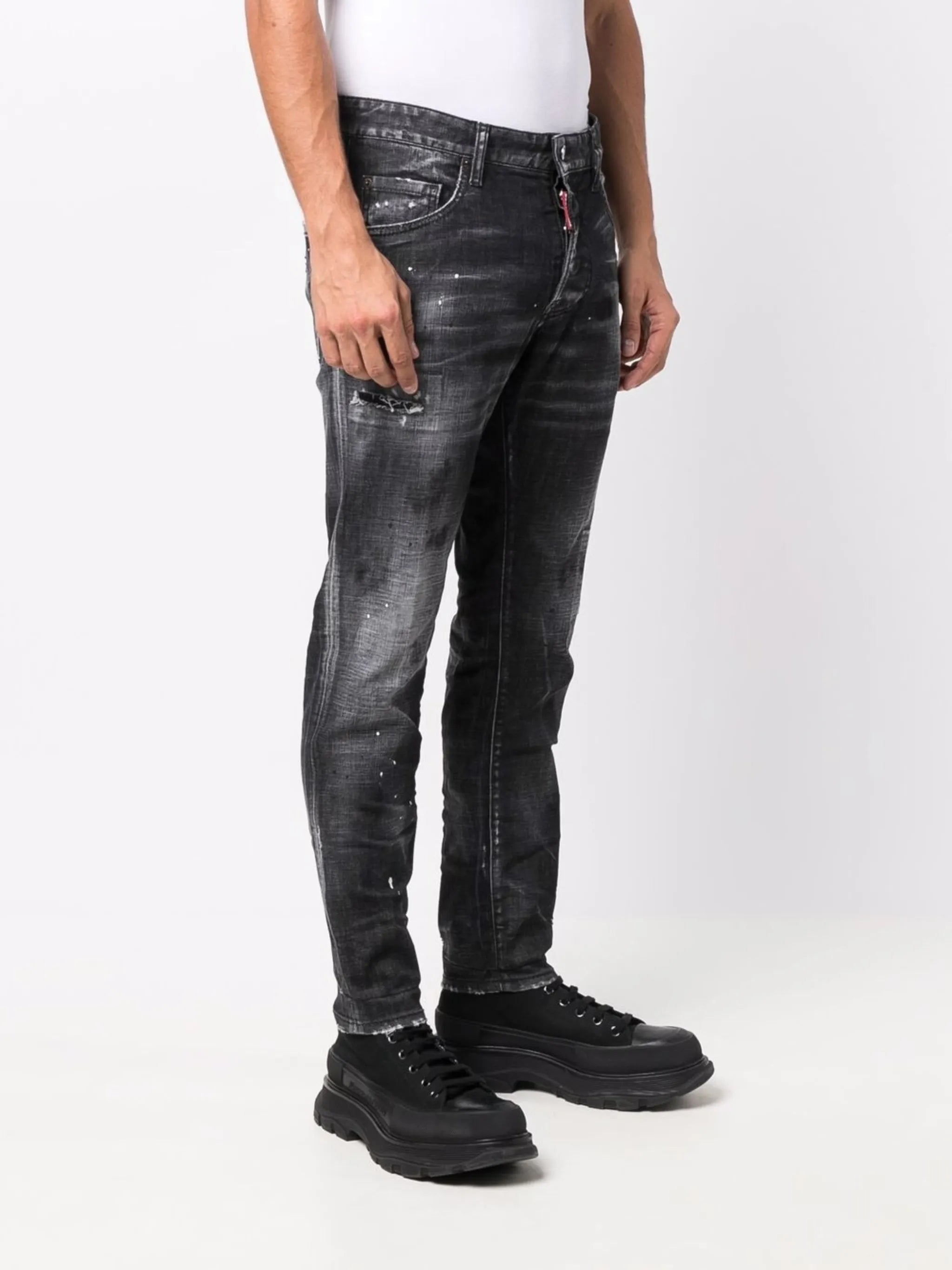 mid-rise distressed straight-leg jeans