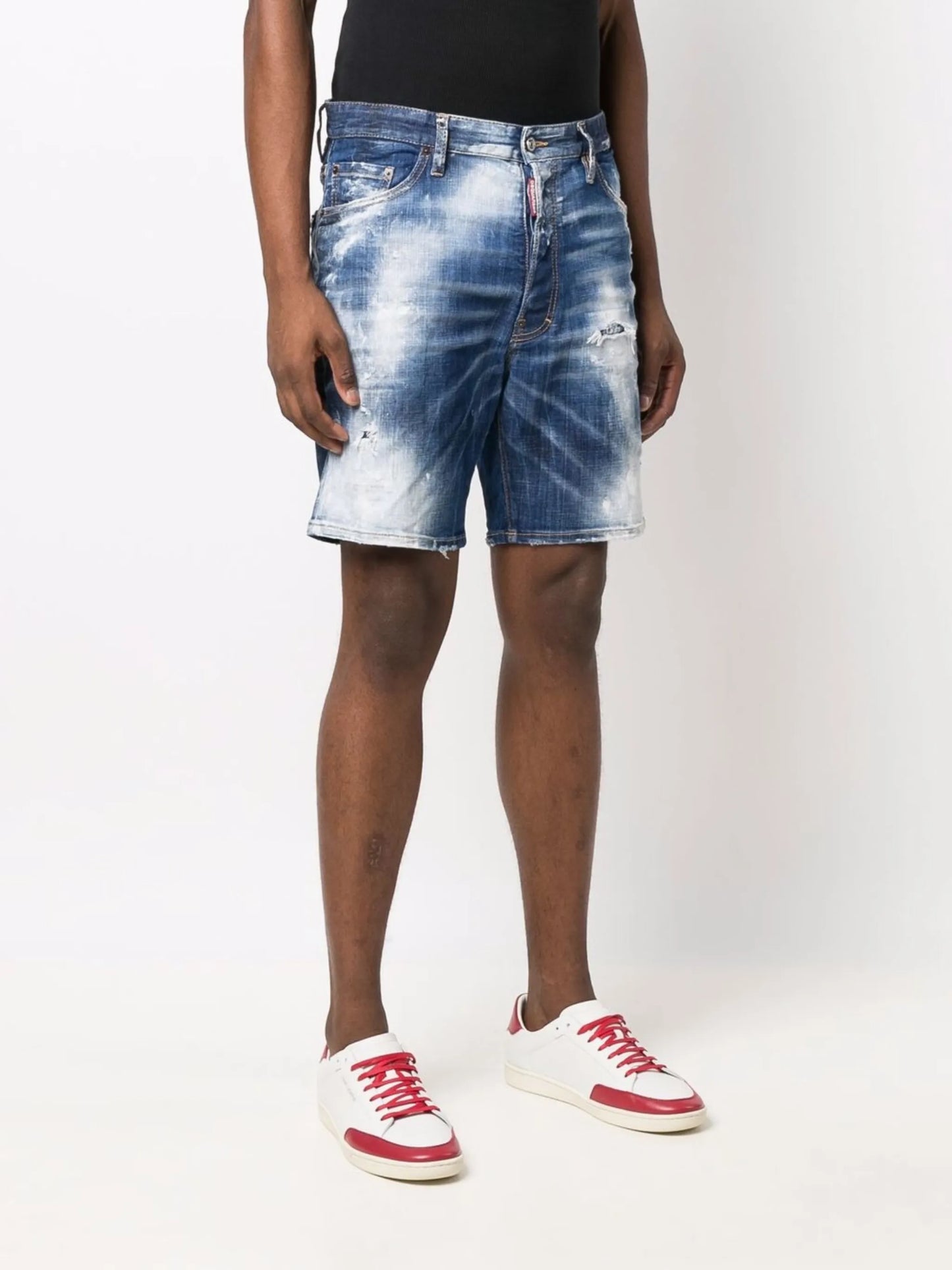 distressed-effect denim shorts