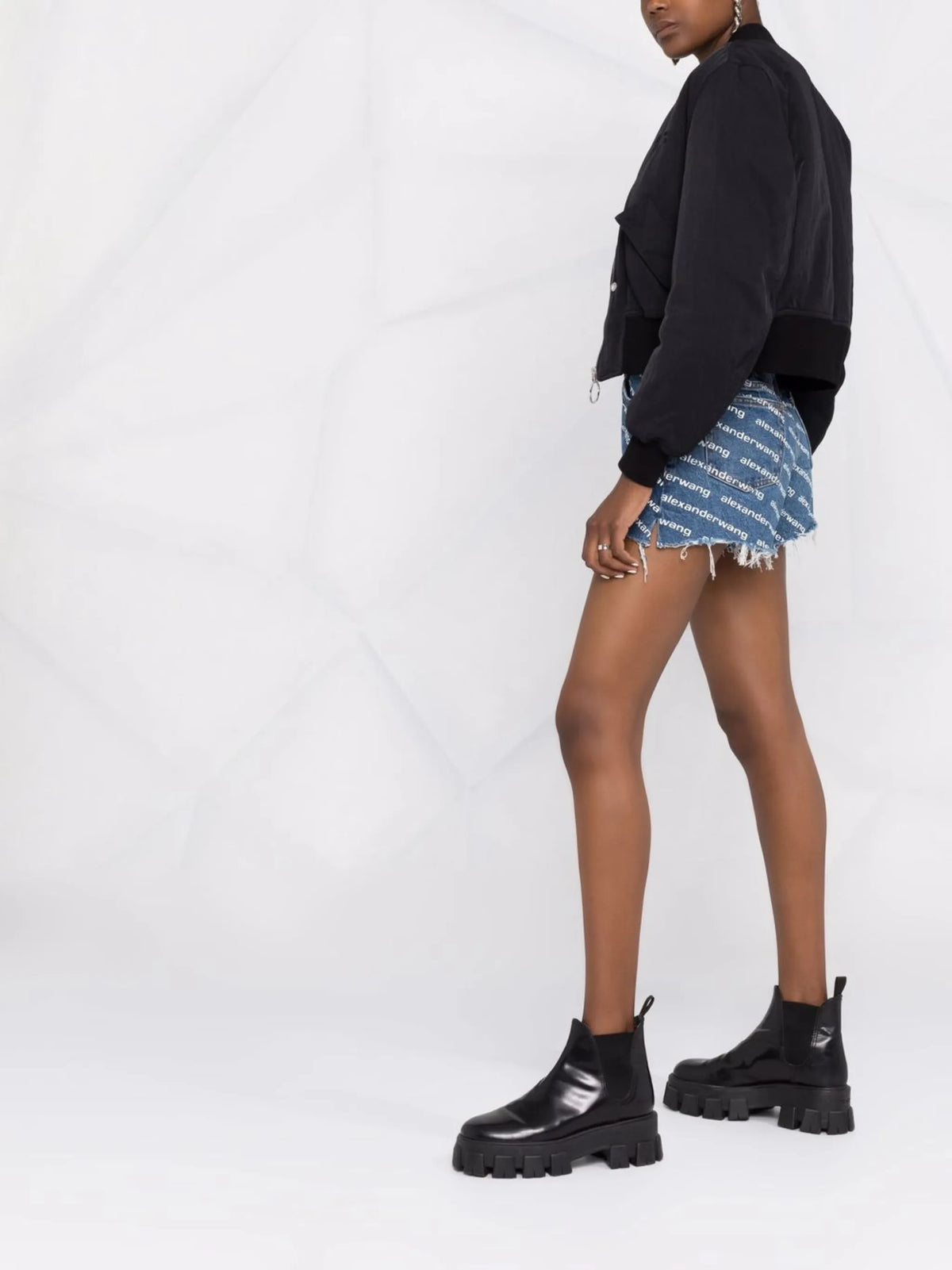 Bite logo shorts