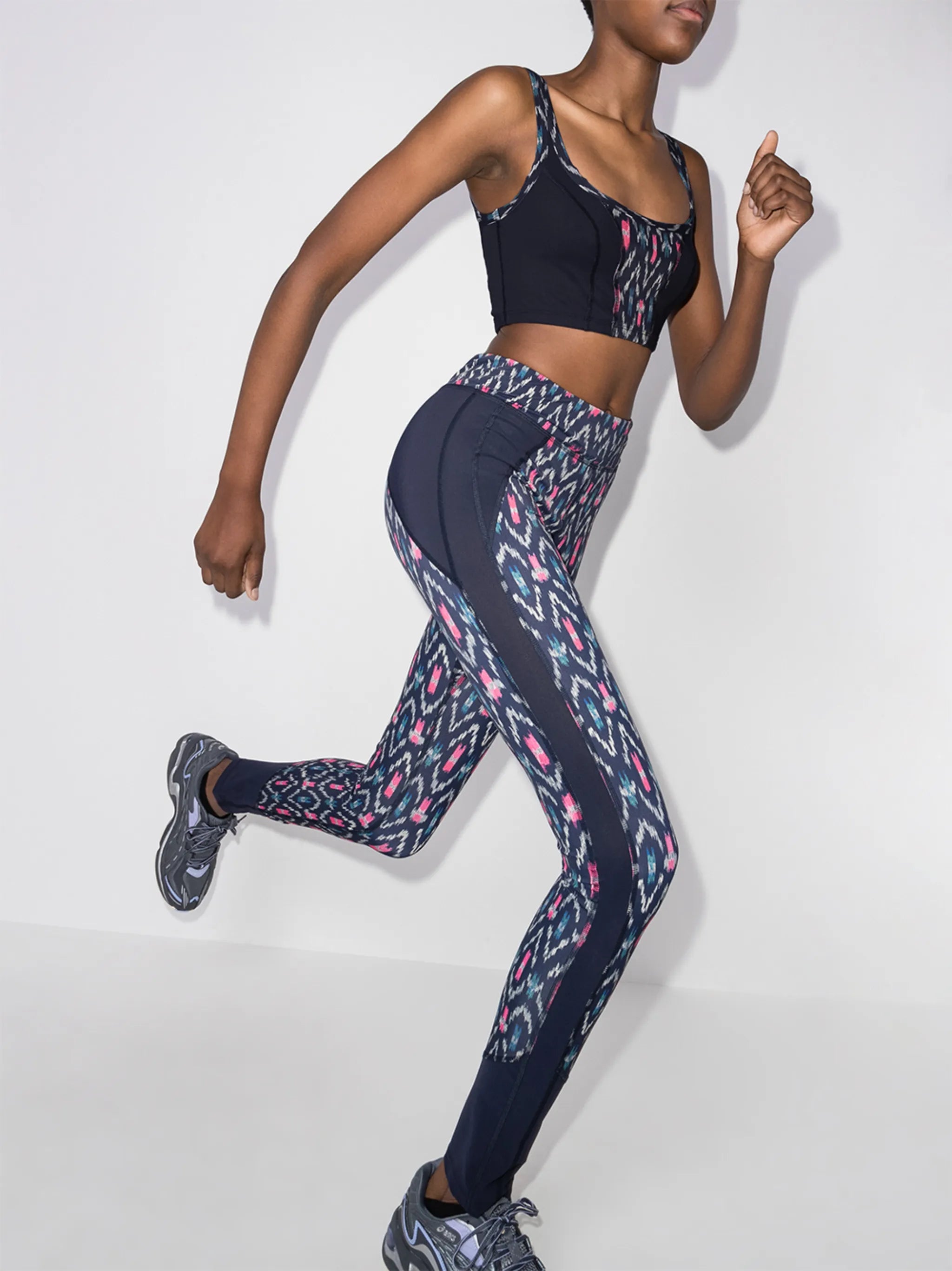 Taceya abstract-print sports bra