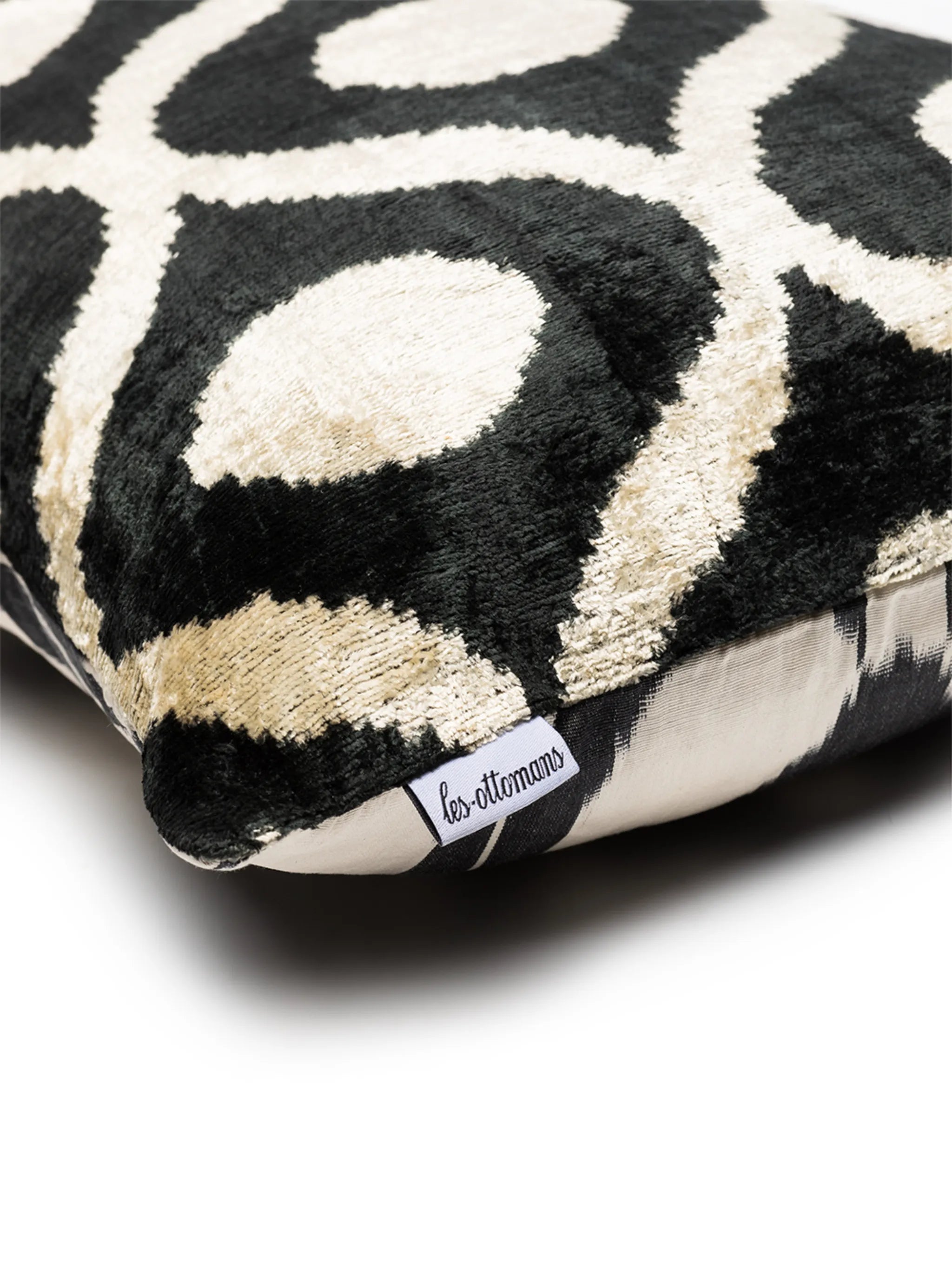 double-sided velvet cushion 40x60cm