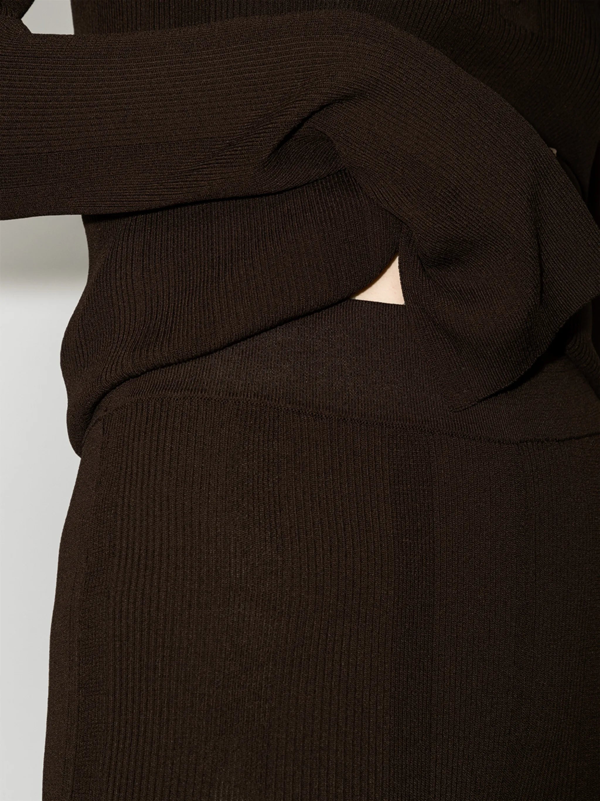 Solaima flared knitted trousers