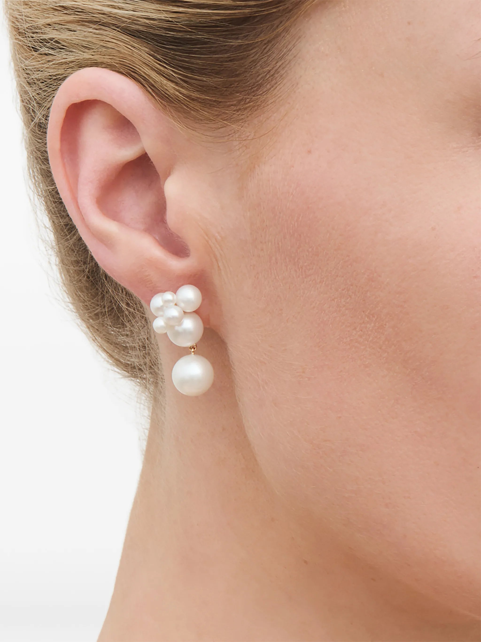 Bisou pearl earring