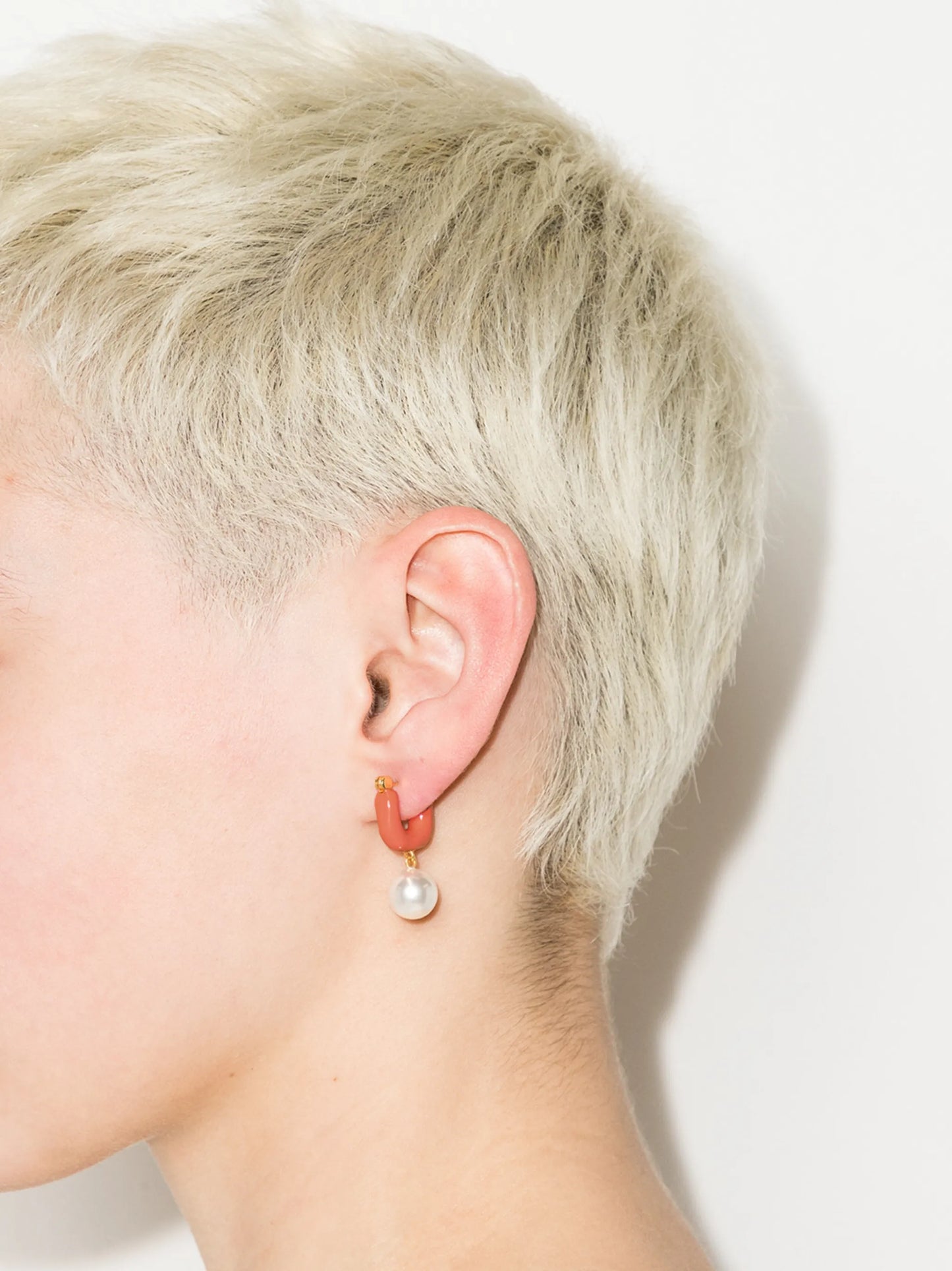 Waves mini hoop earrings