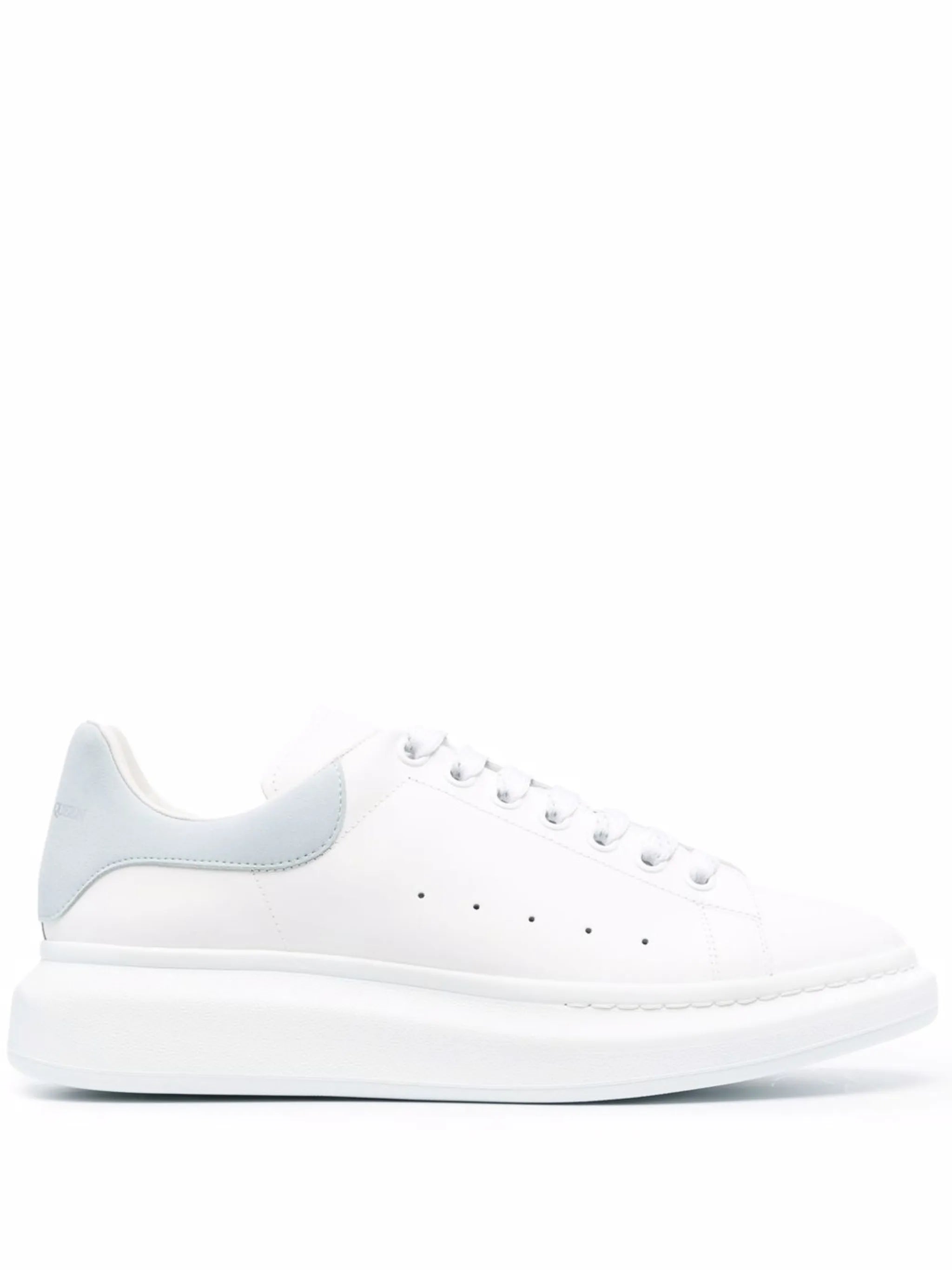 Oversized low-top sneakers