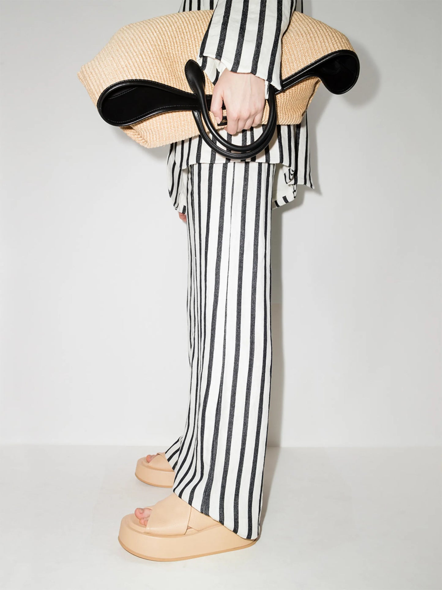 crossover-strap platform sandals