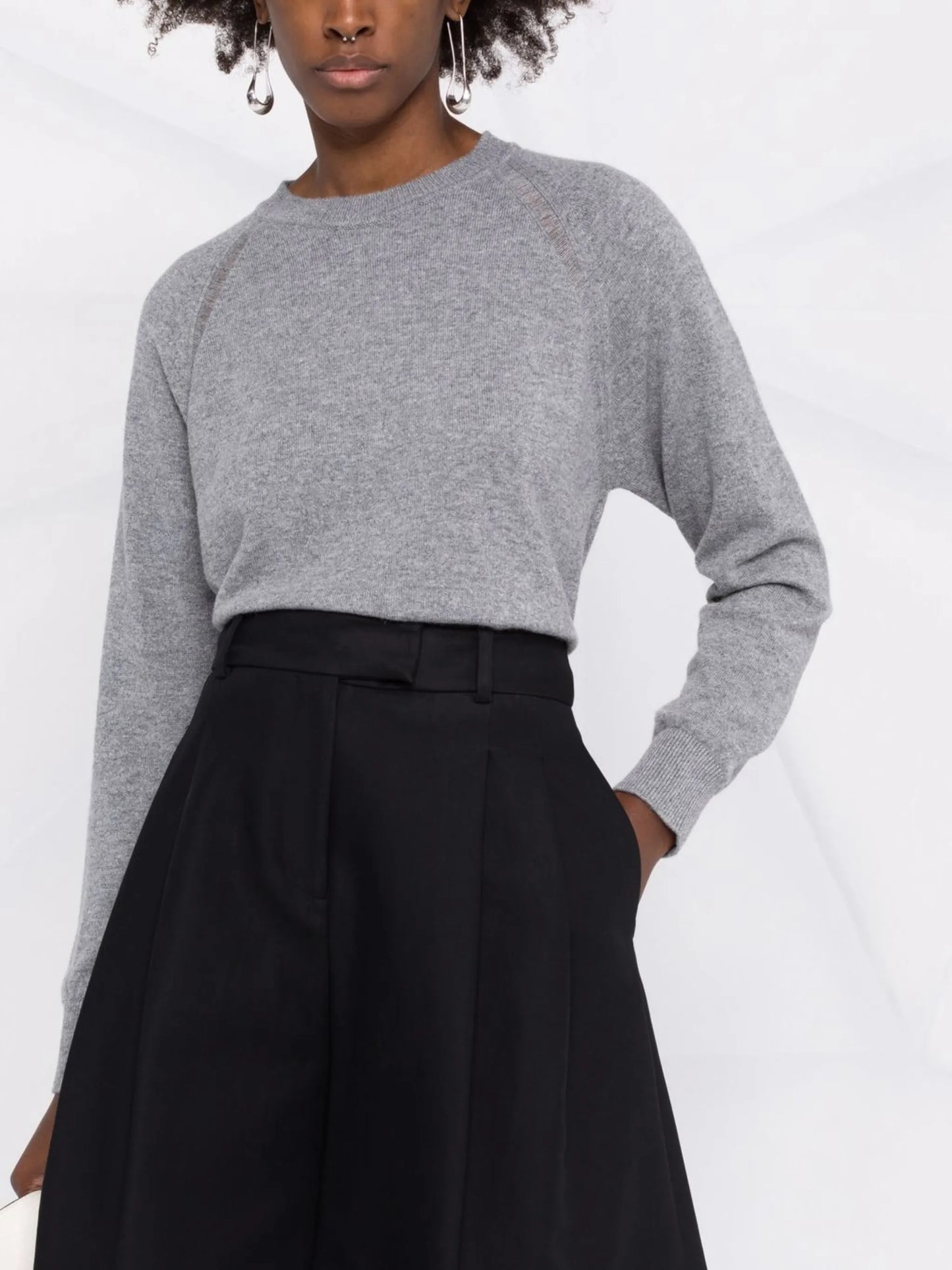 long-sleeved cashmere pullover