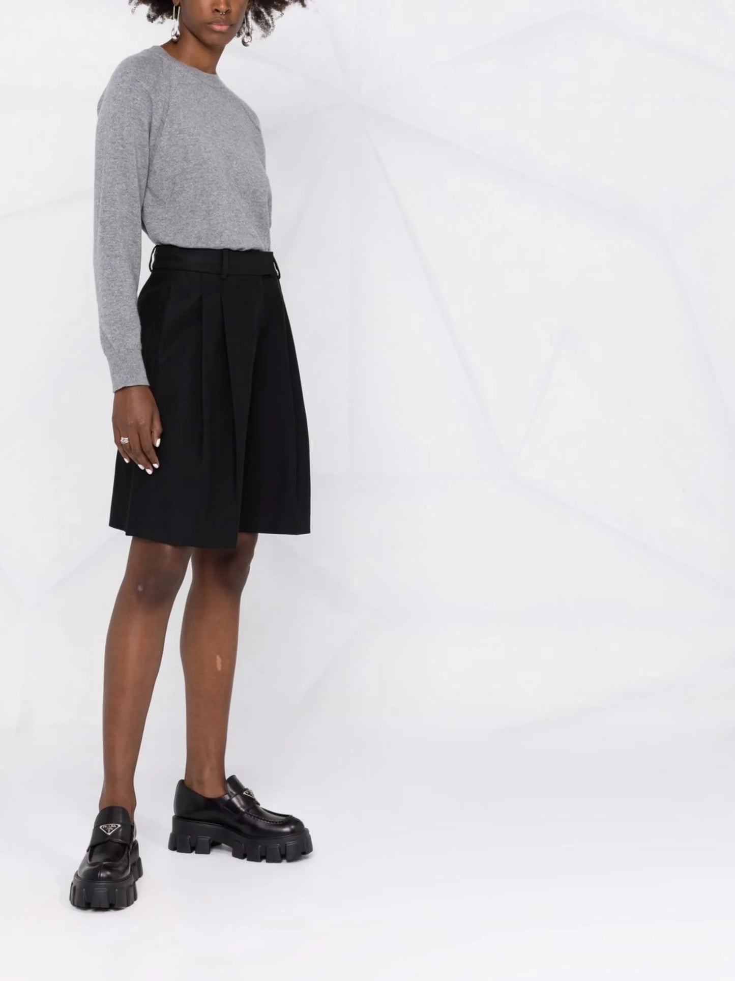 long-sleeved cashmere pullover
