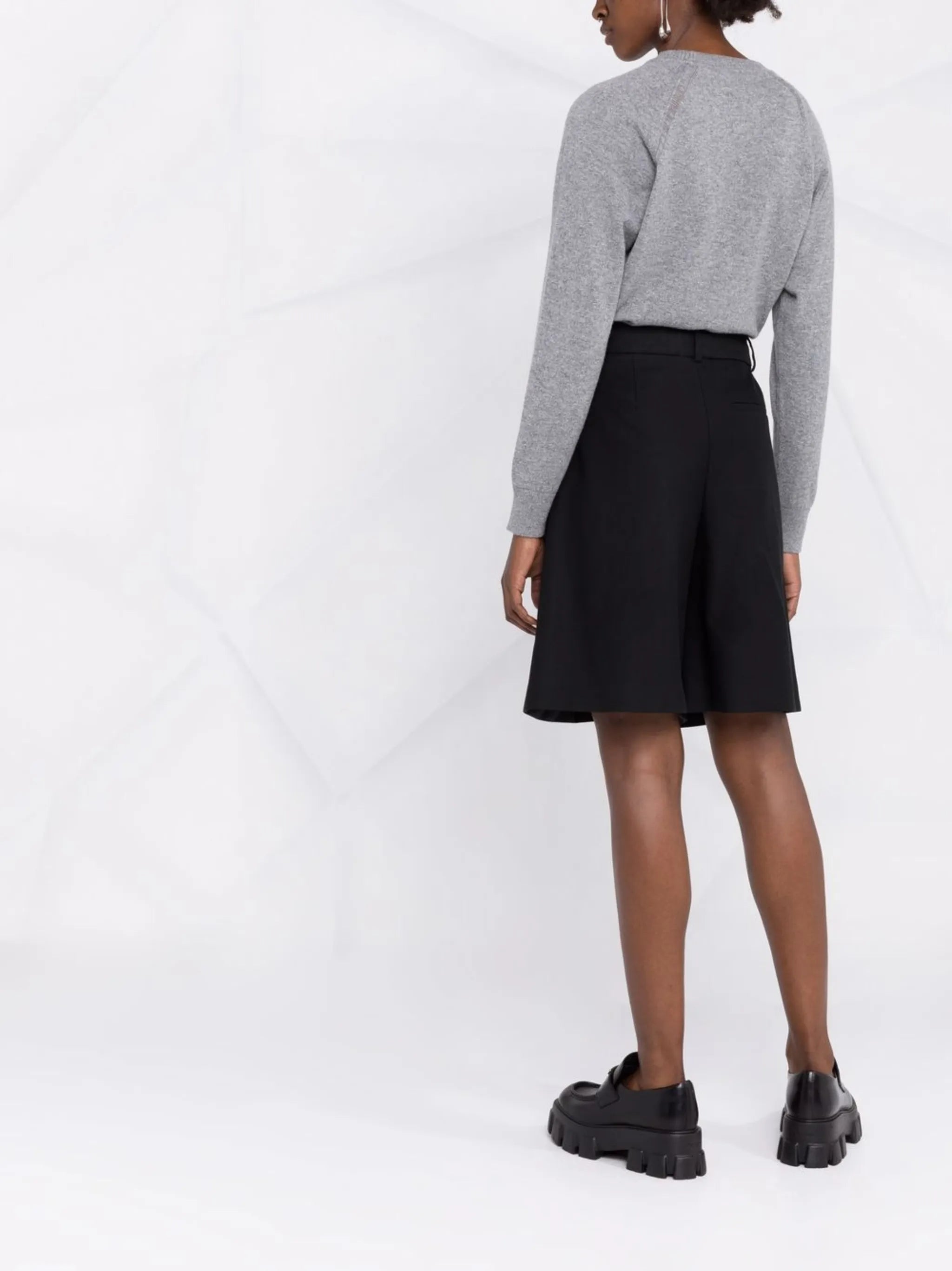 long-sleeved cashmere pullover