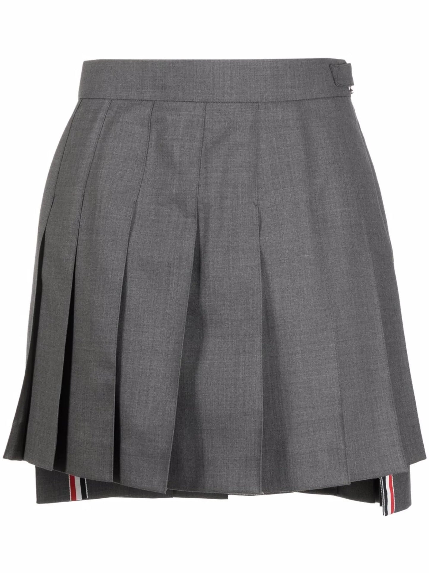 step-hem pleated skirt