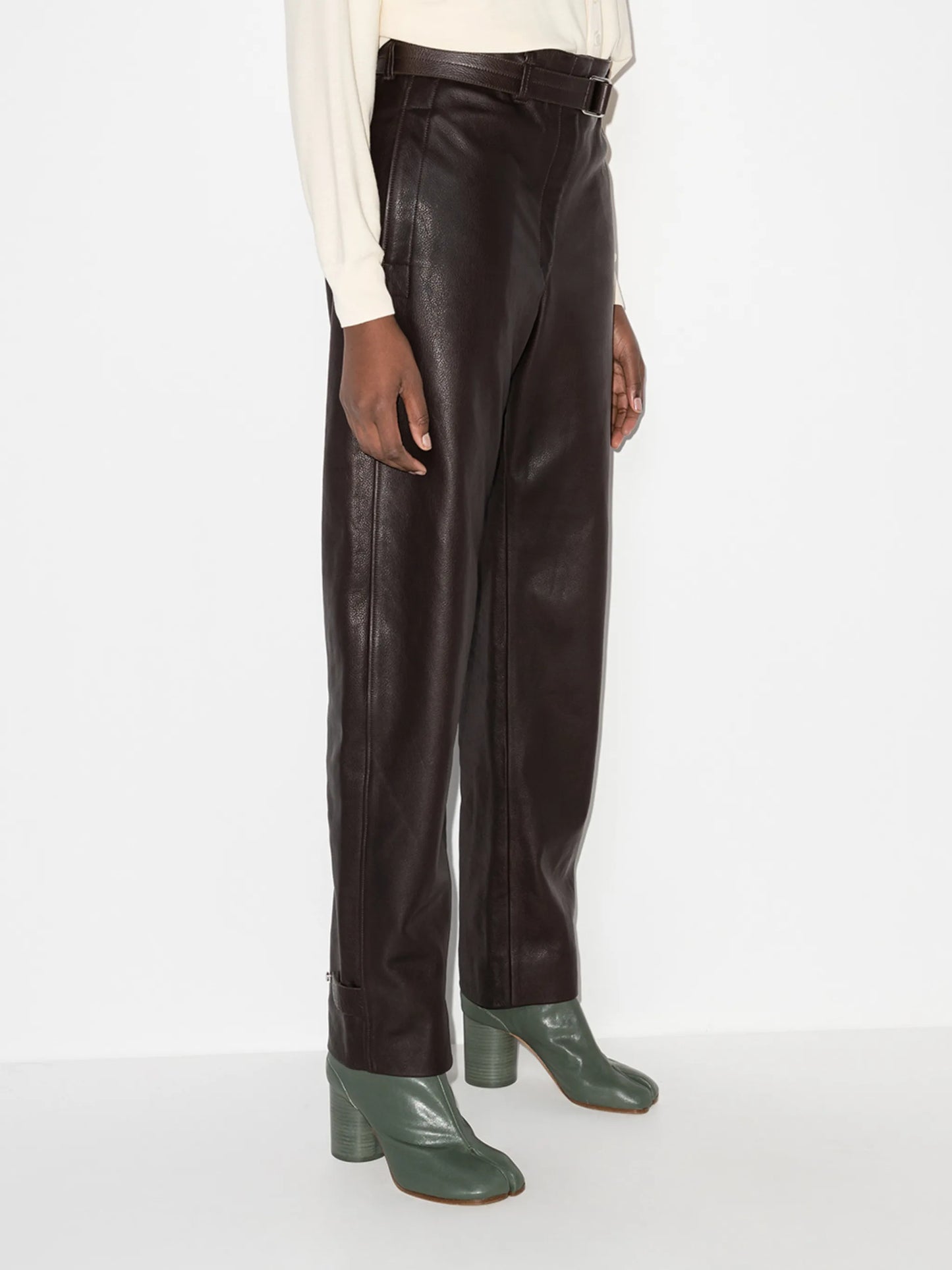 belted straight-leg trousers