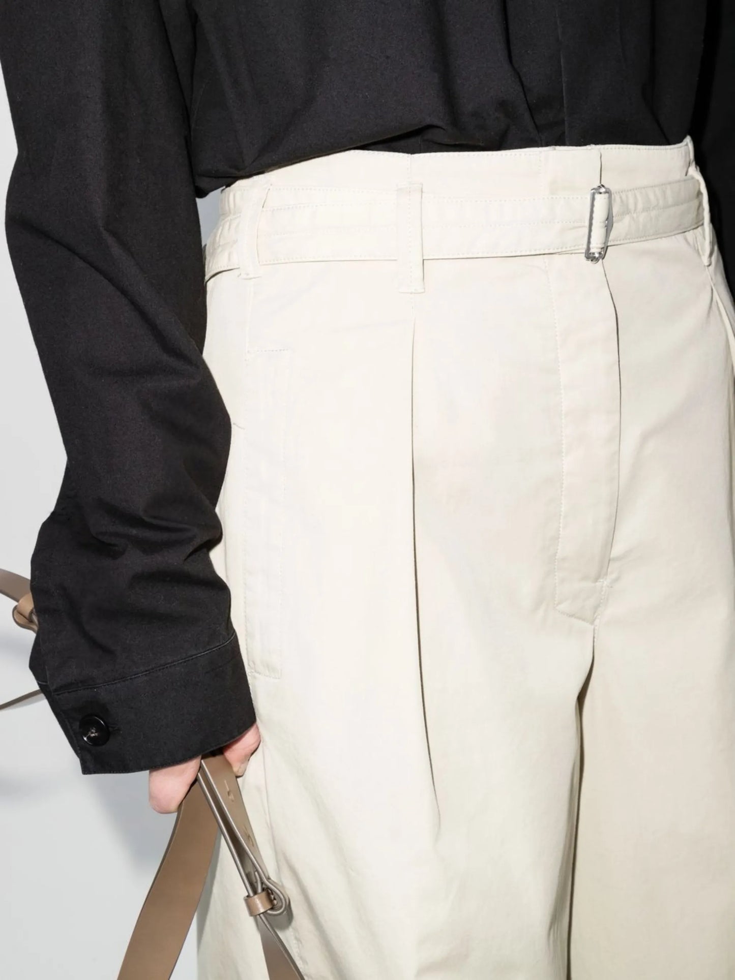 wide-leg knee-length shorts