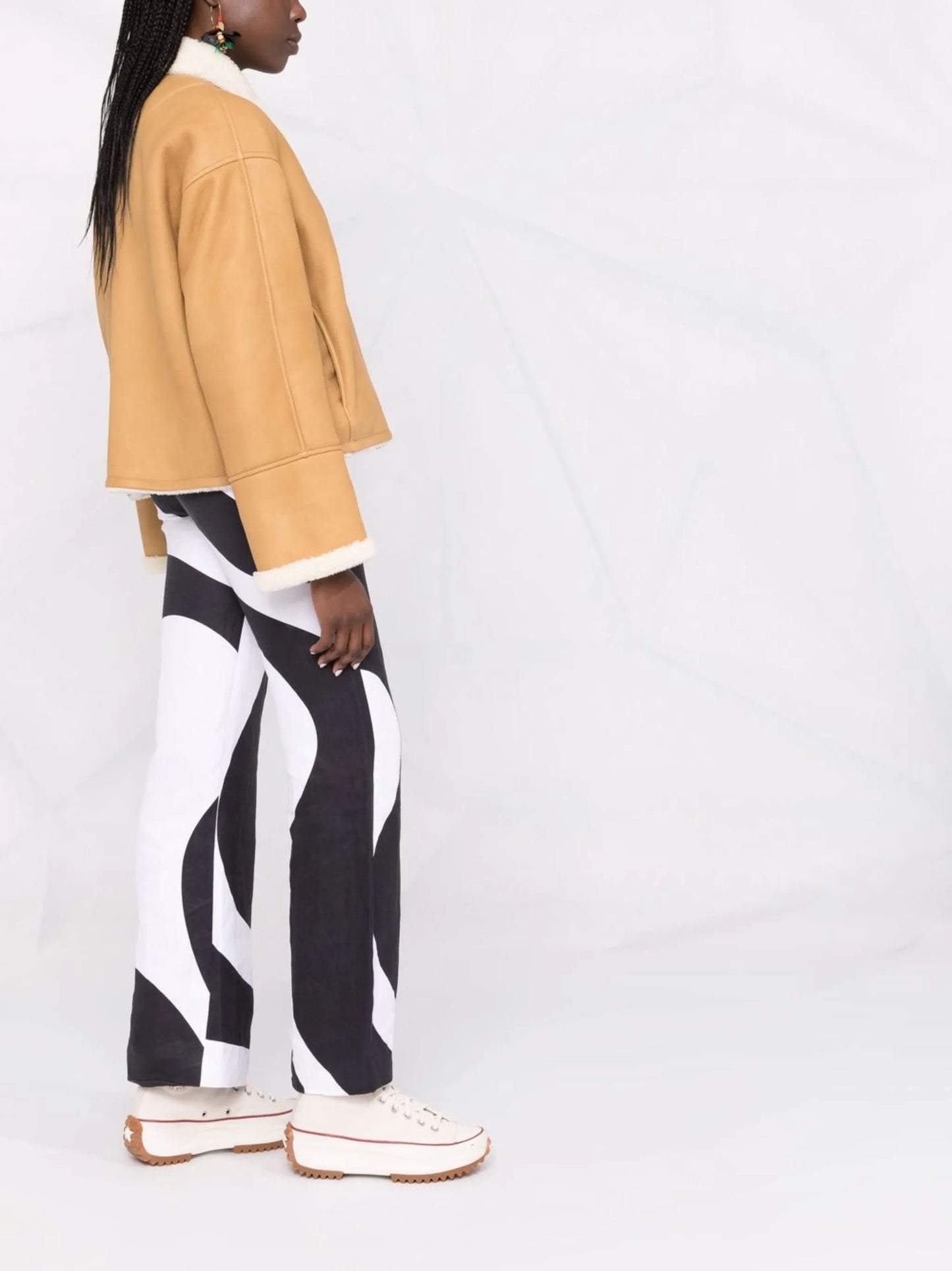 shearling-collar jacket