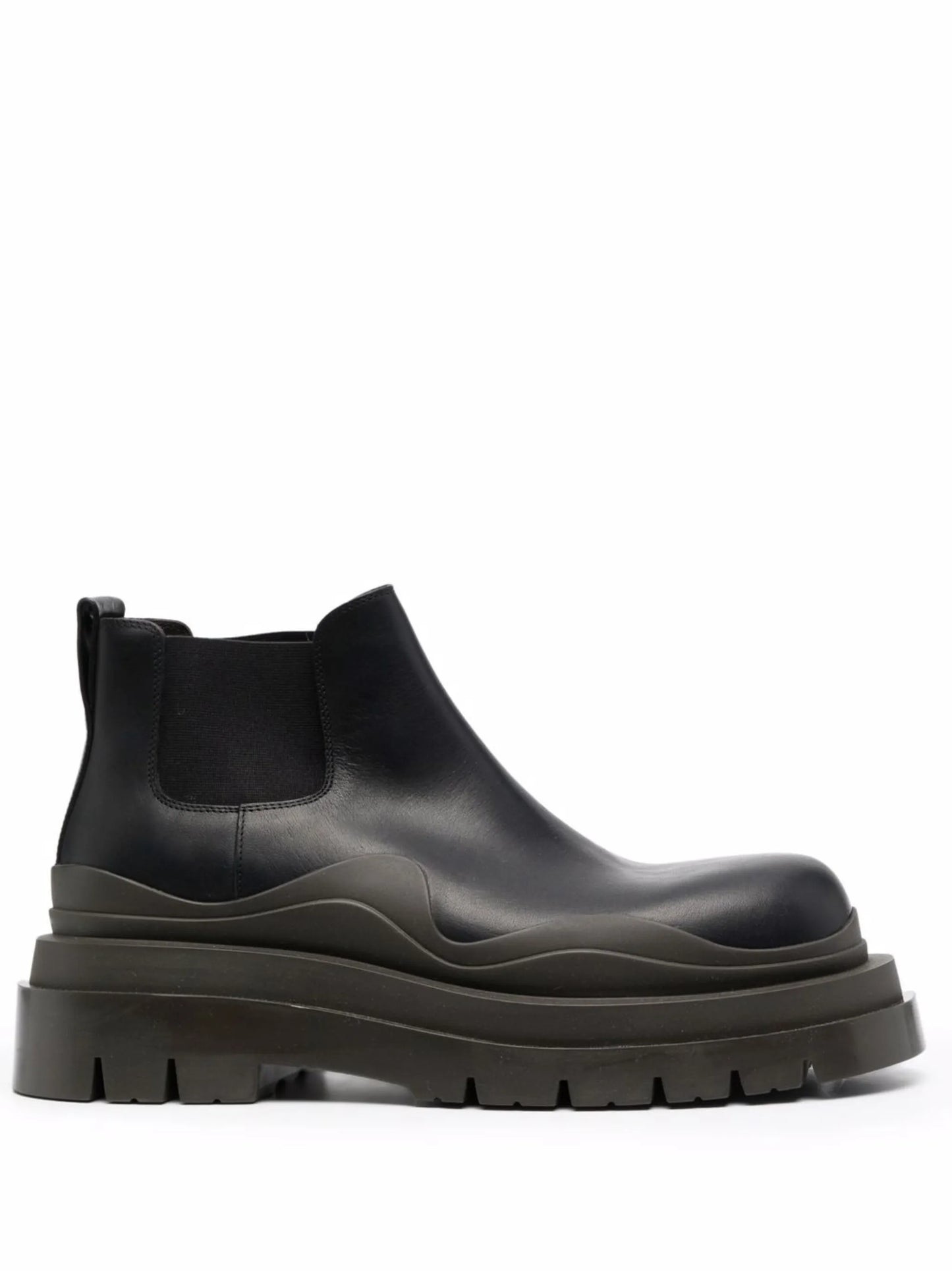Tire chunky-sole boots