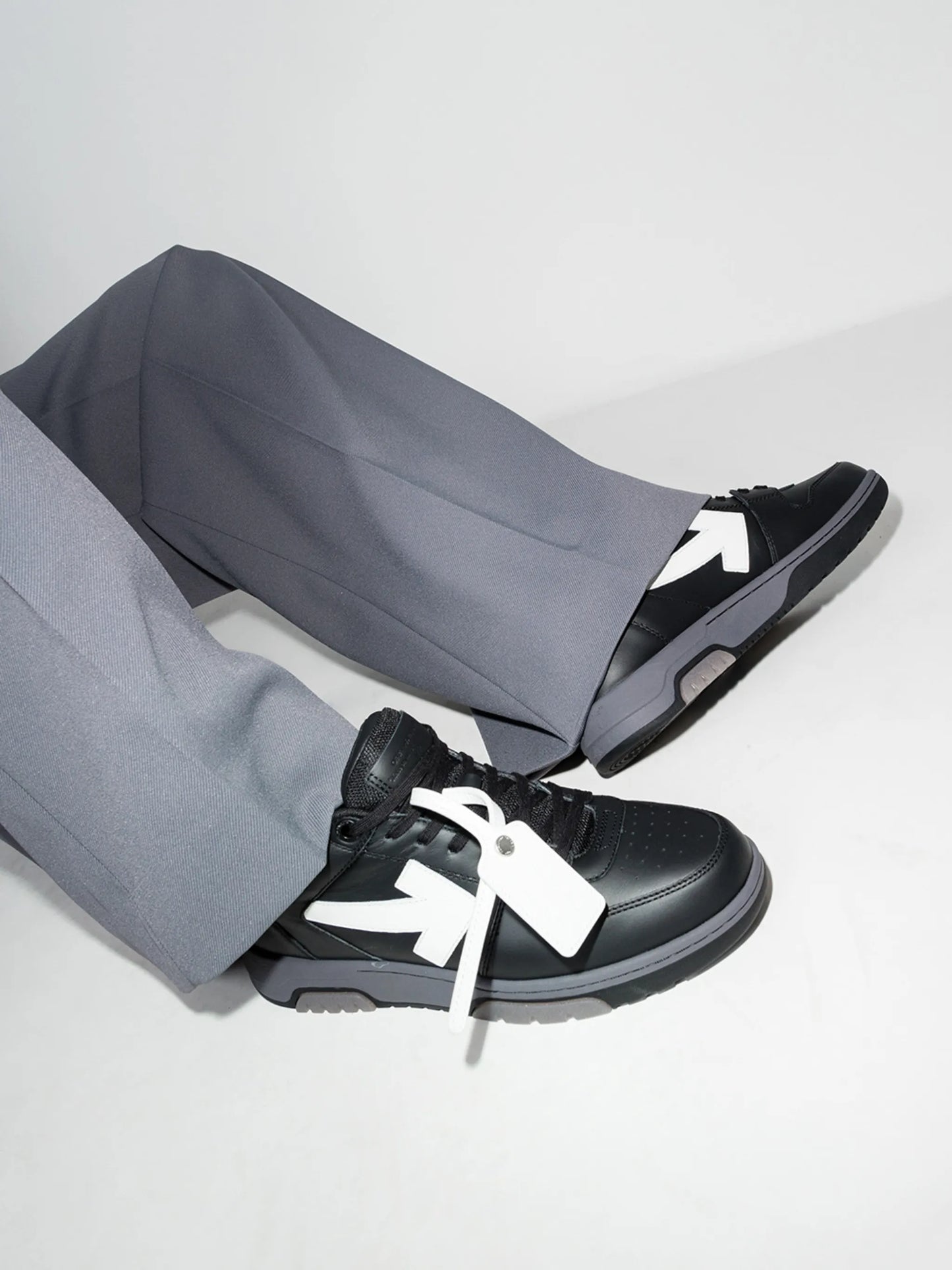 Out Of Office low-top sneakers