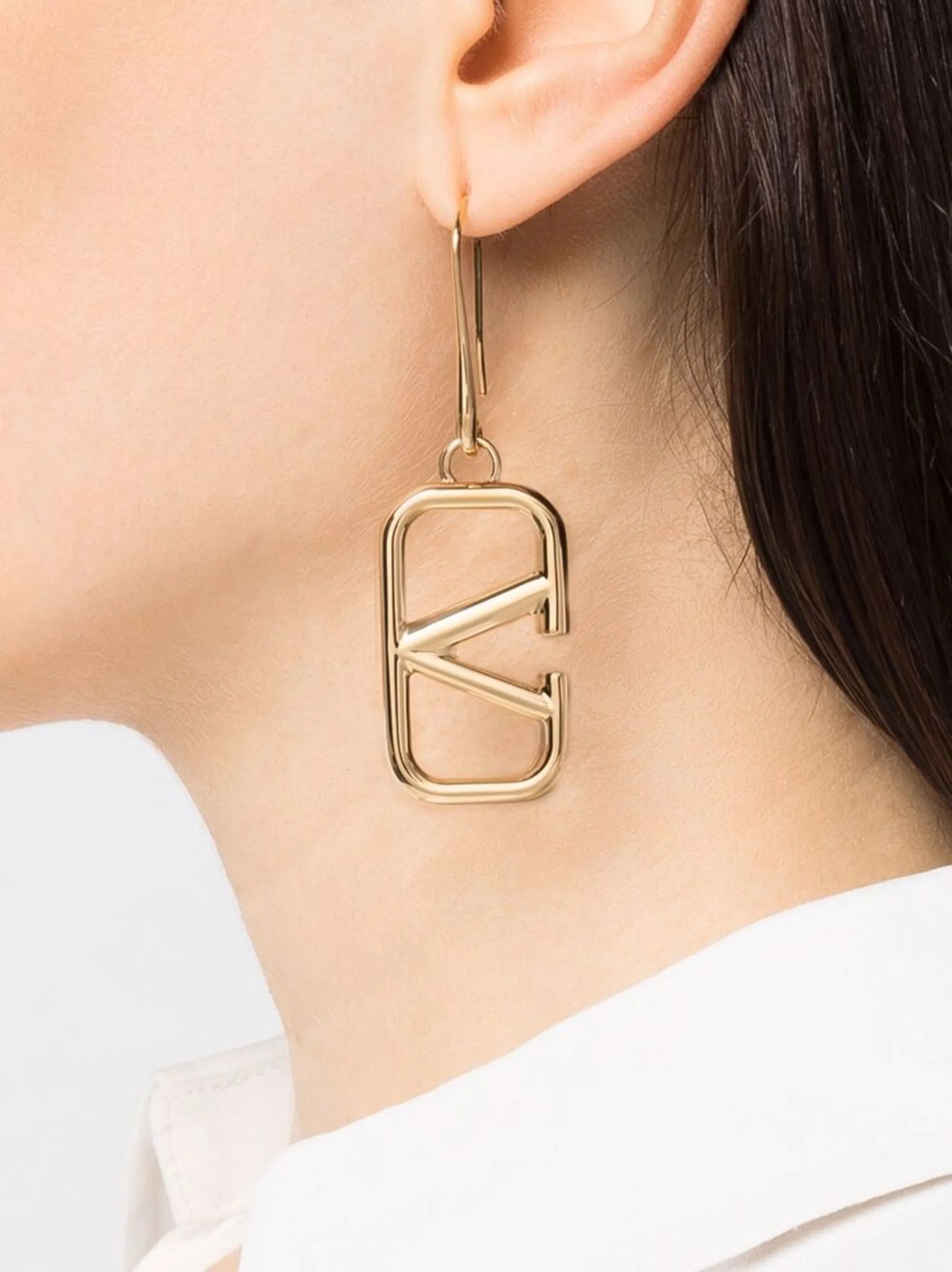 VLogo drop earrings